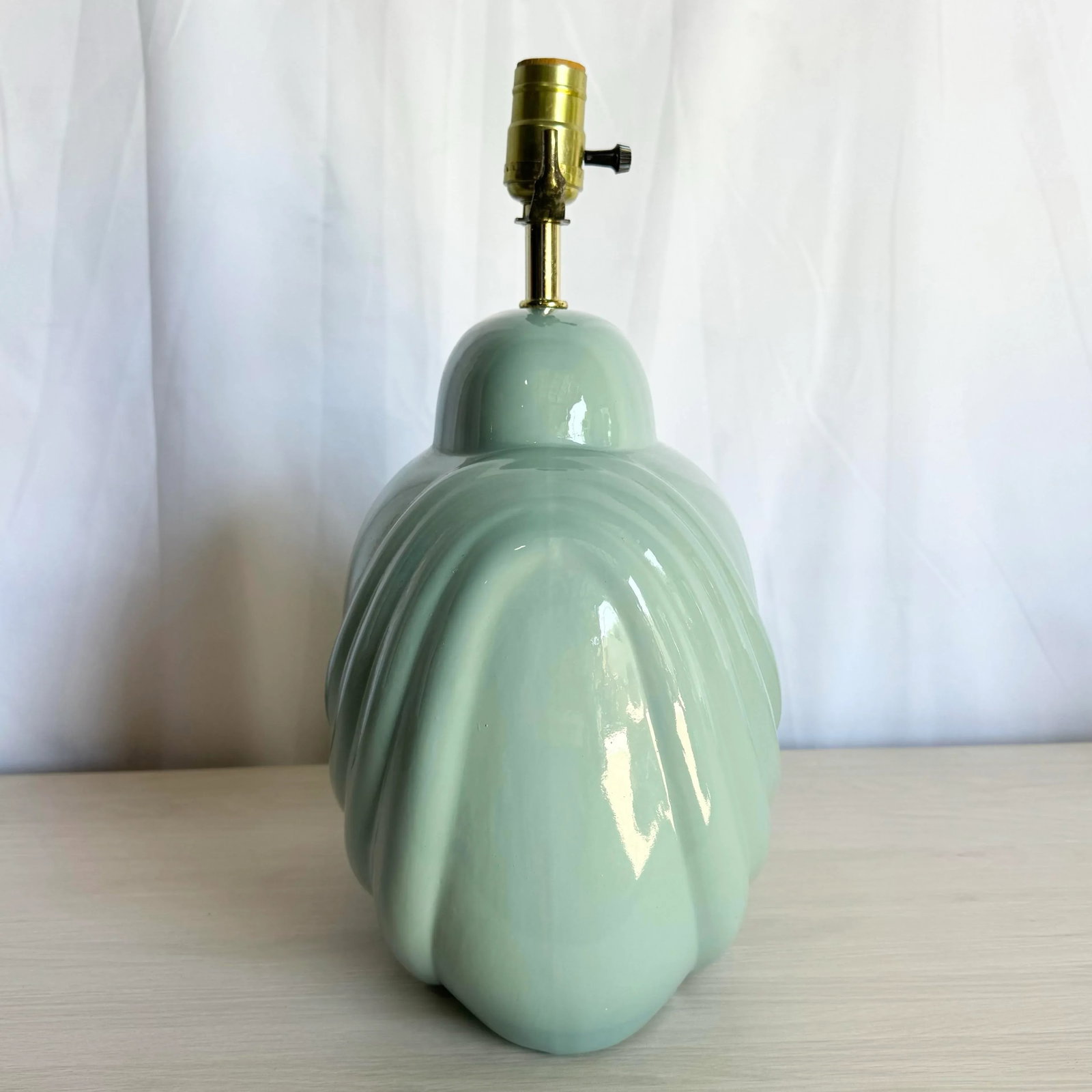 Postmodern Turquoise Scalloped Table Lamp - 5