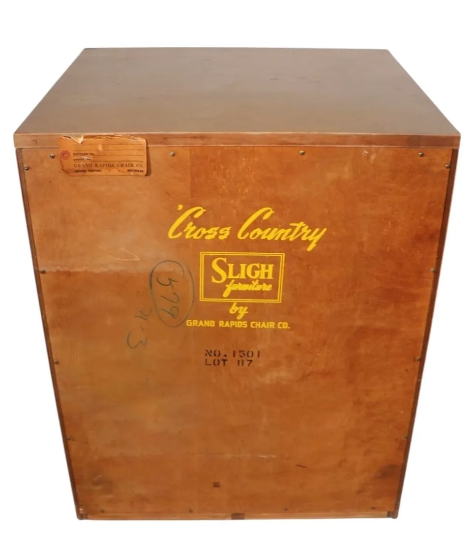 Pr. Mid Century Sligh Cross Country Bachelors Chests by Herbert Ten for the Grand Rapids Chair Co. - 3