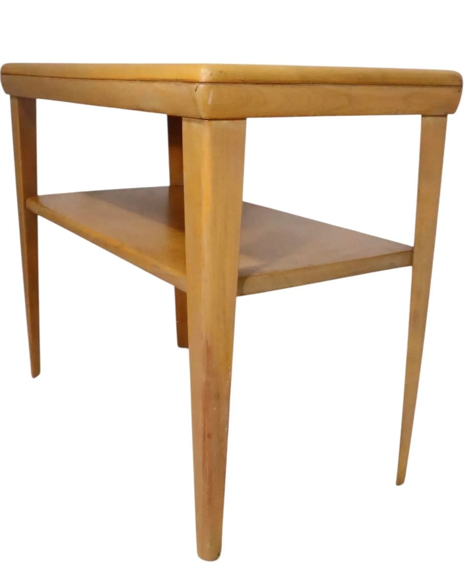 Mid 20th Century Heywood Wakefield Champagne Two Tier Side Table - 3