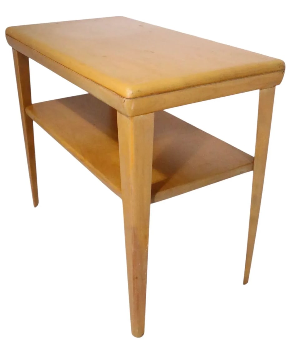 Mid 20th Century Heywood Wakefield Champagne Two Tier Side Table - 7