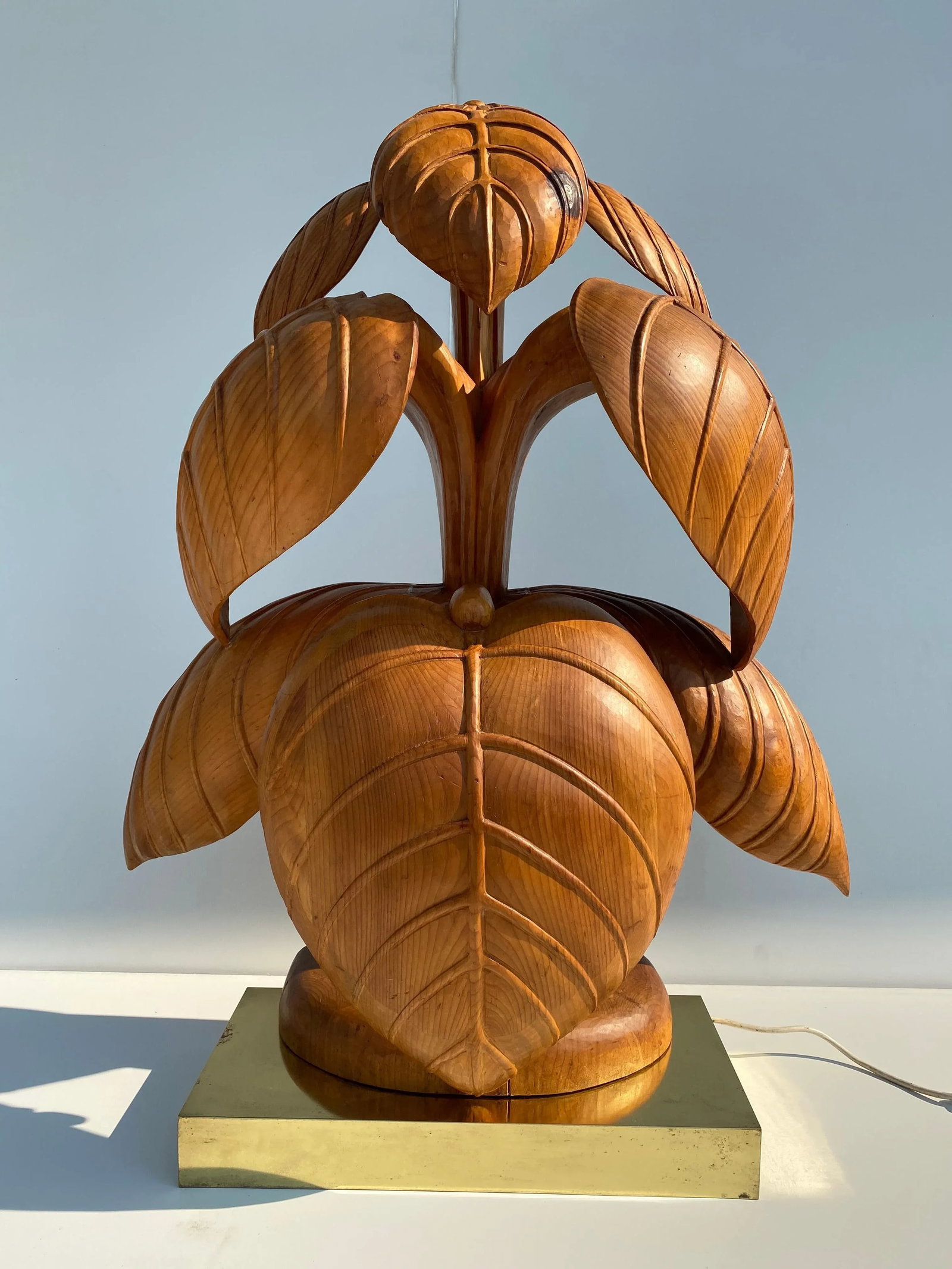 Rhubarb Leaf Sculpture Lamp - 2