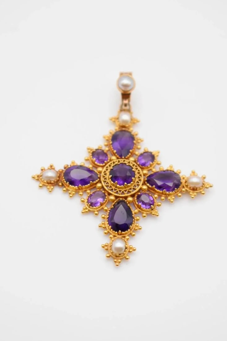 Mid 19th Century Amethyst and Pearl Cross Pendant - 3