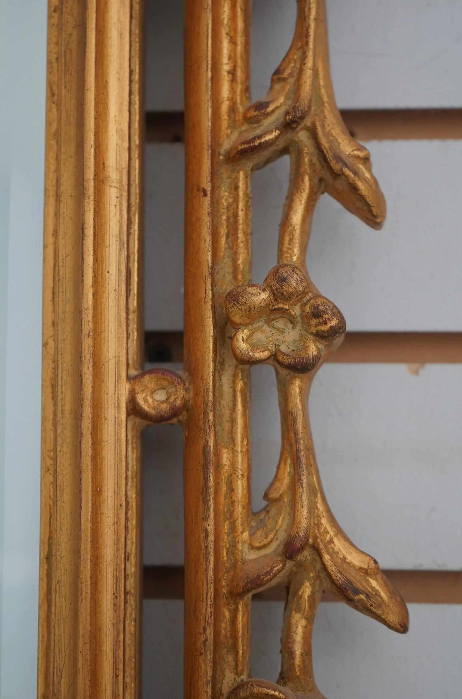 Carvers Guild Rococo Style Gilt Frame Phoenix Mirror - 10