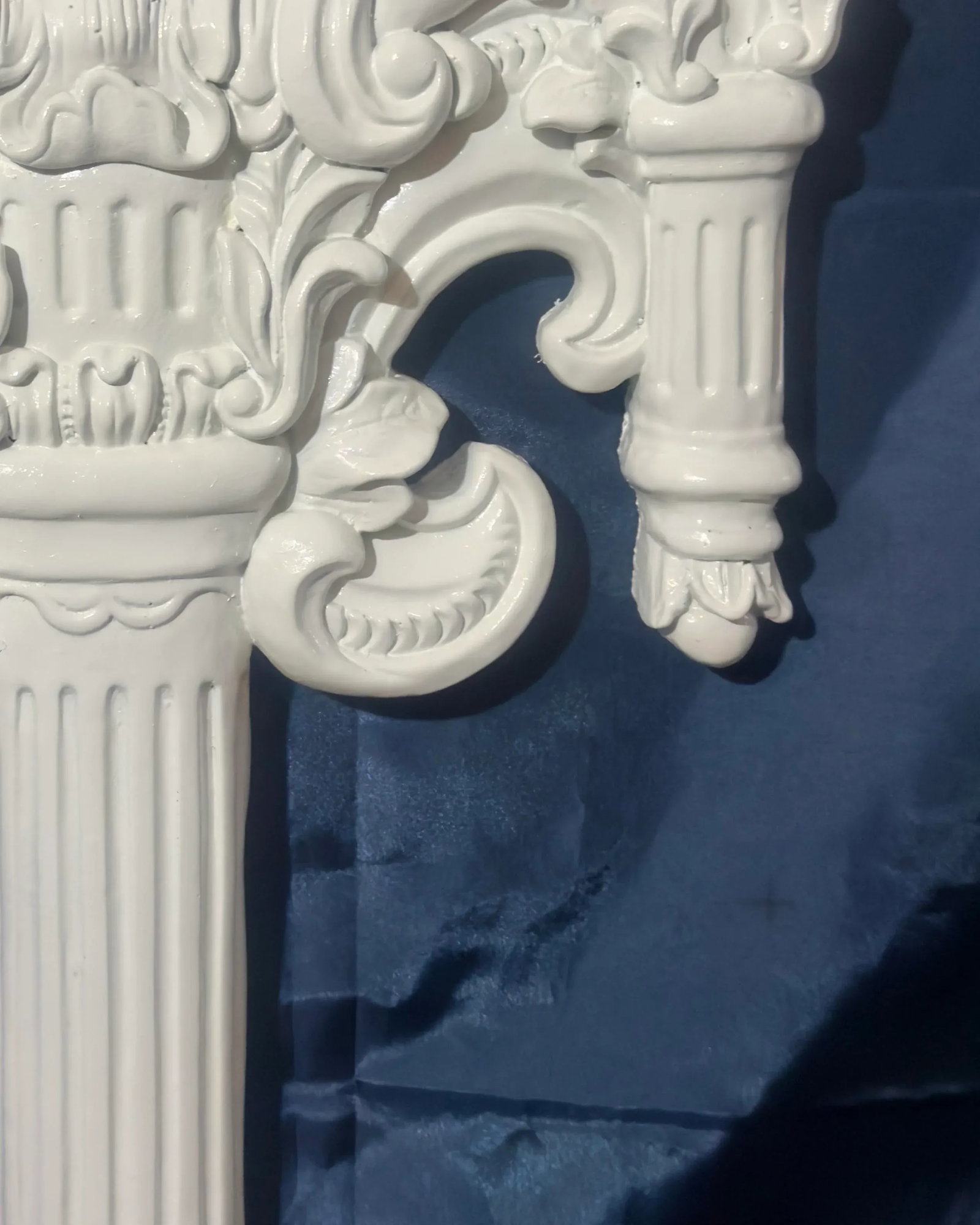 Vintage Palm Beach Regency Gloss White French Rococo Revival Wall Mirror in Gampel-Stoll Style - New - 10