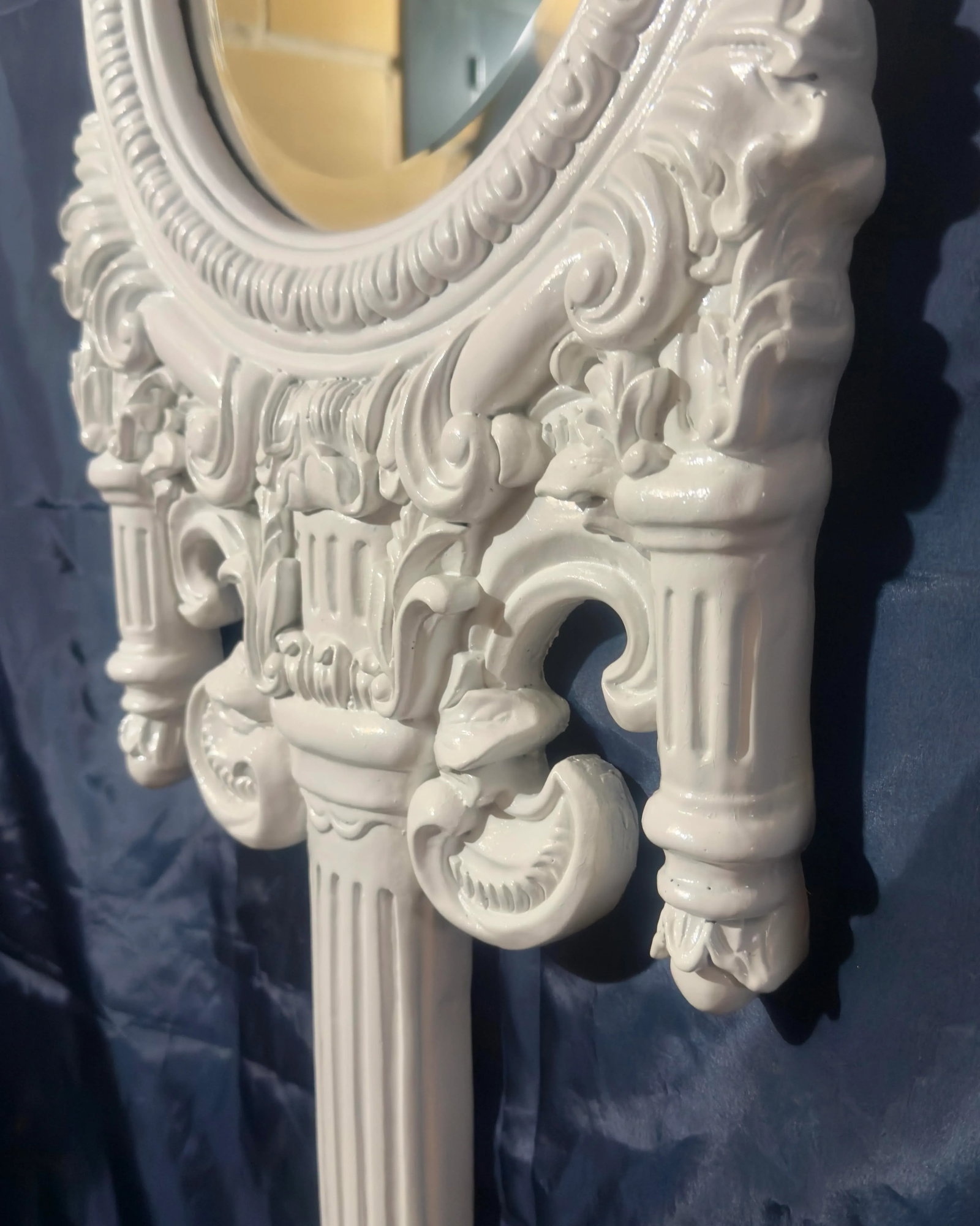 Vintage Palm Beach Regency Gloss White French Rococo Revival Wall Mirror in Gampel-Stoll Style - New - 9