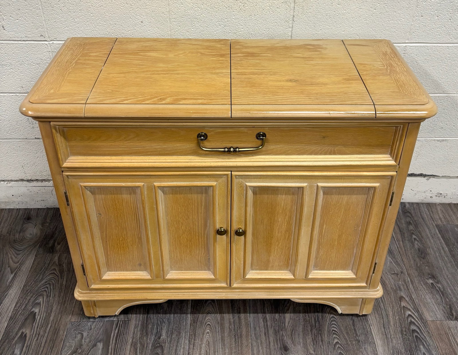 Vintage Bernhardt Furniture Flip Top Server Sideboard - 3
