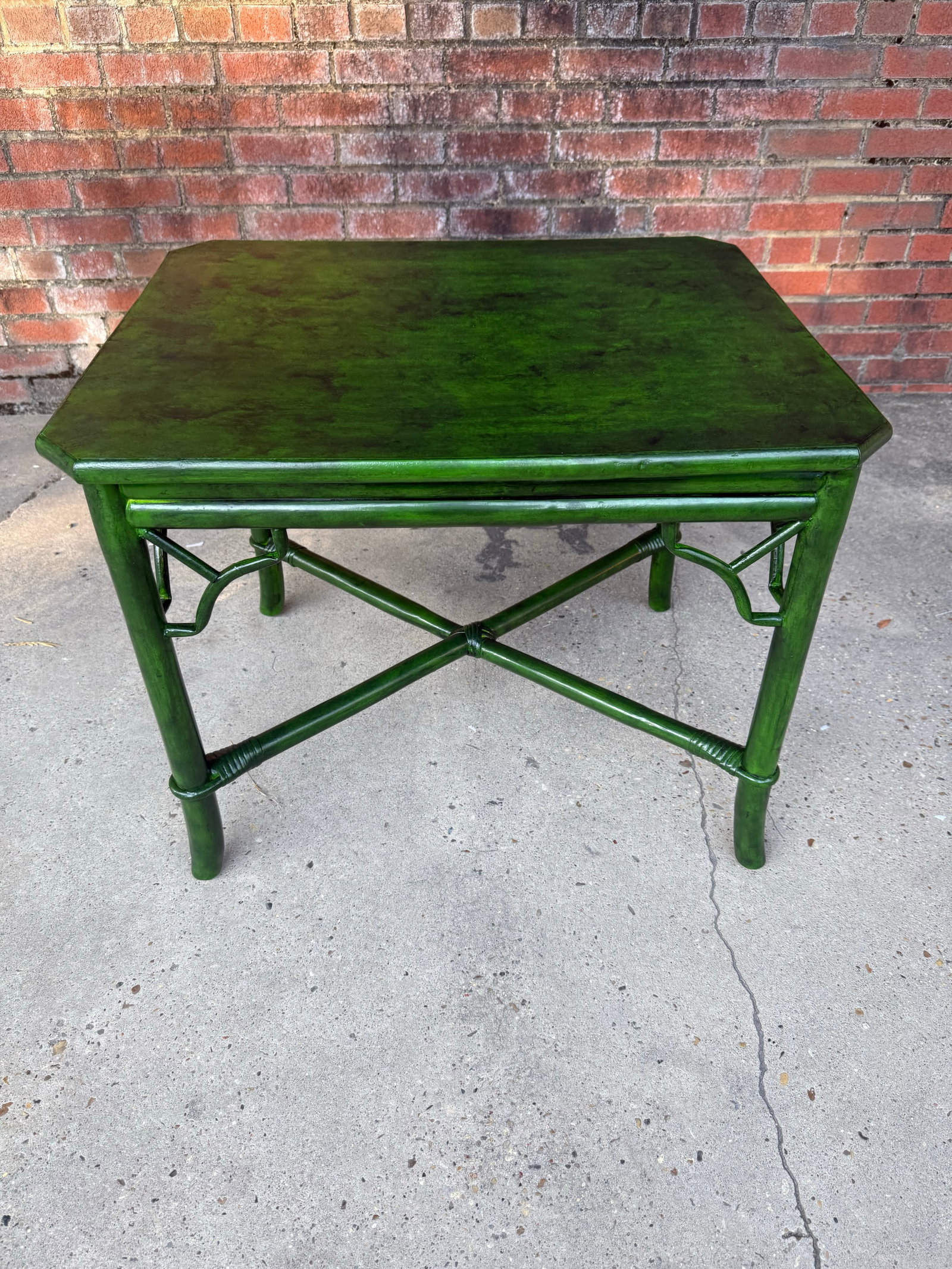 Vintage Mid Century Rattan Side Table With Deep Verdant Lacquer Finish - Newly Painted - 9
