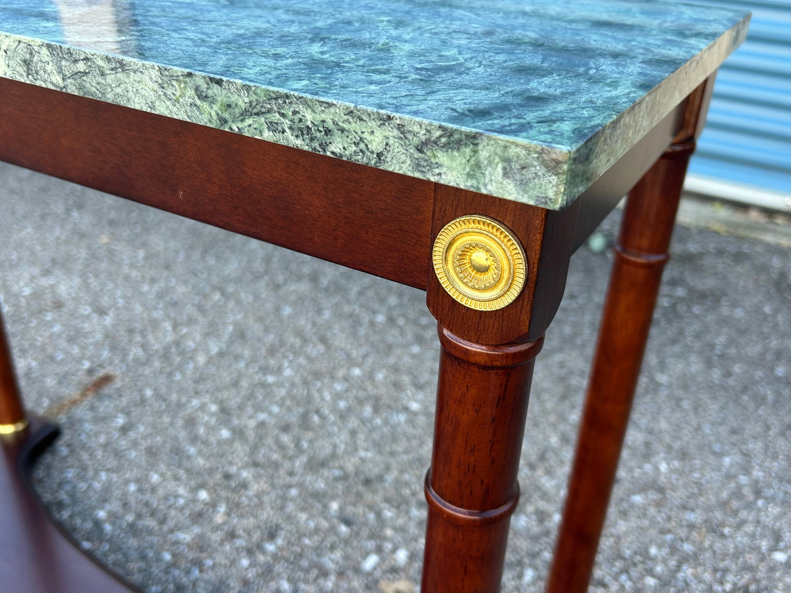 Vintage Regency-Style Console Table With Green Marble Top Attributed to Bombay Company - 10