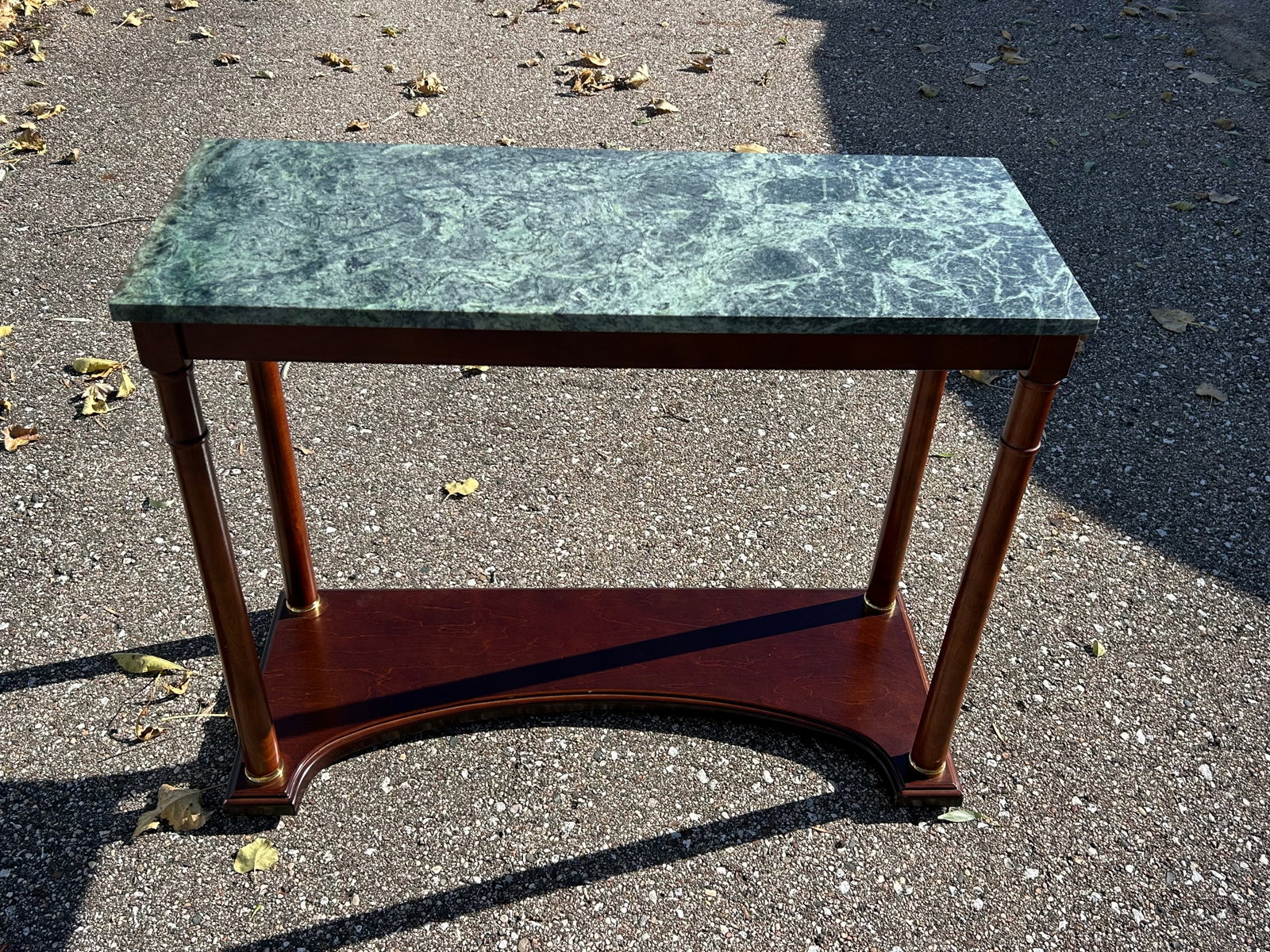 Vintage Regency-Style Console Table With Green Marble Top Attributed to Bombay Company - 12