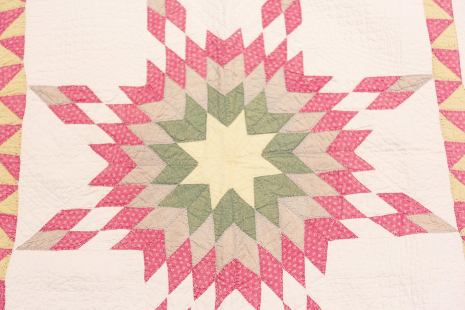 Nazmiyal Collection Antique American Quilt Textile - 4