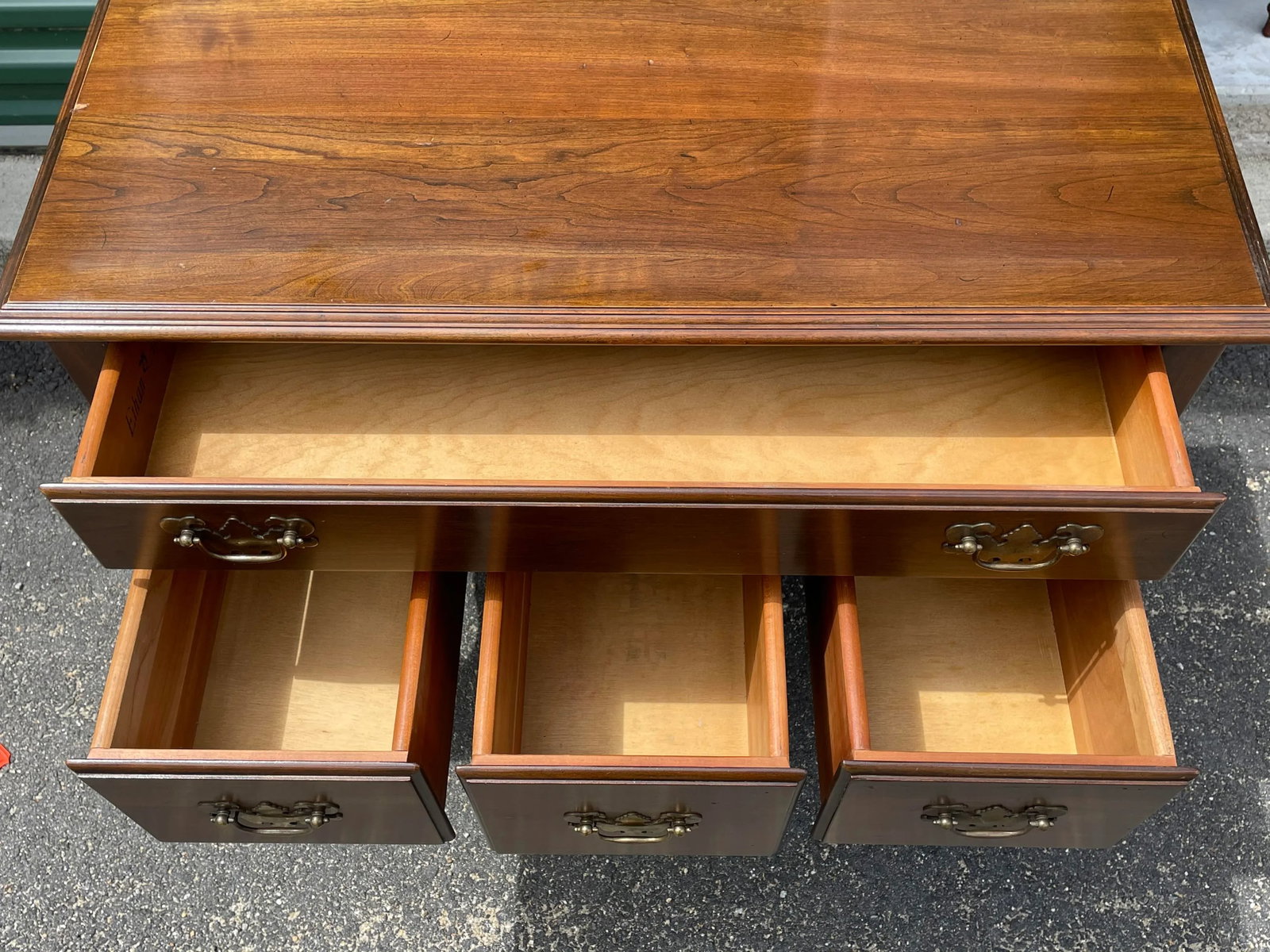 Ethan Allen Georgian Court Lowboy Dresser - 6