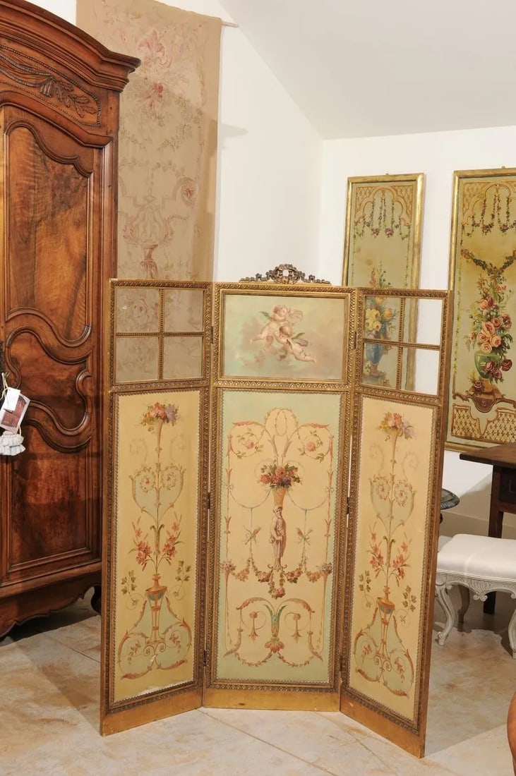 Mid 19th Century French Renaissance Revival Folding Three-Panel Screen with Hand-Painted Motifs - 3