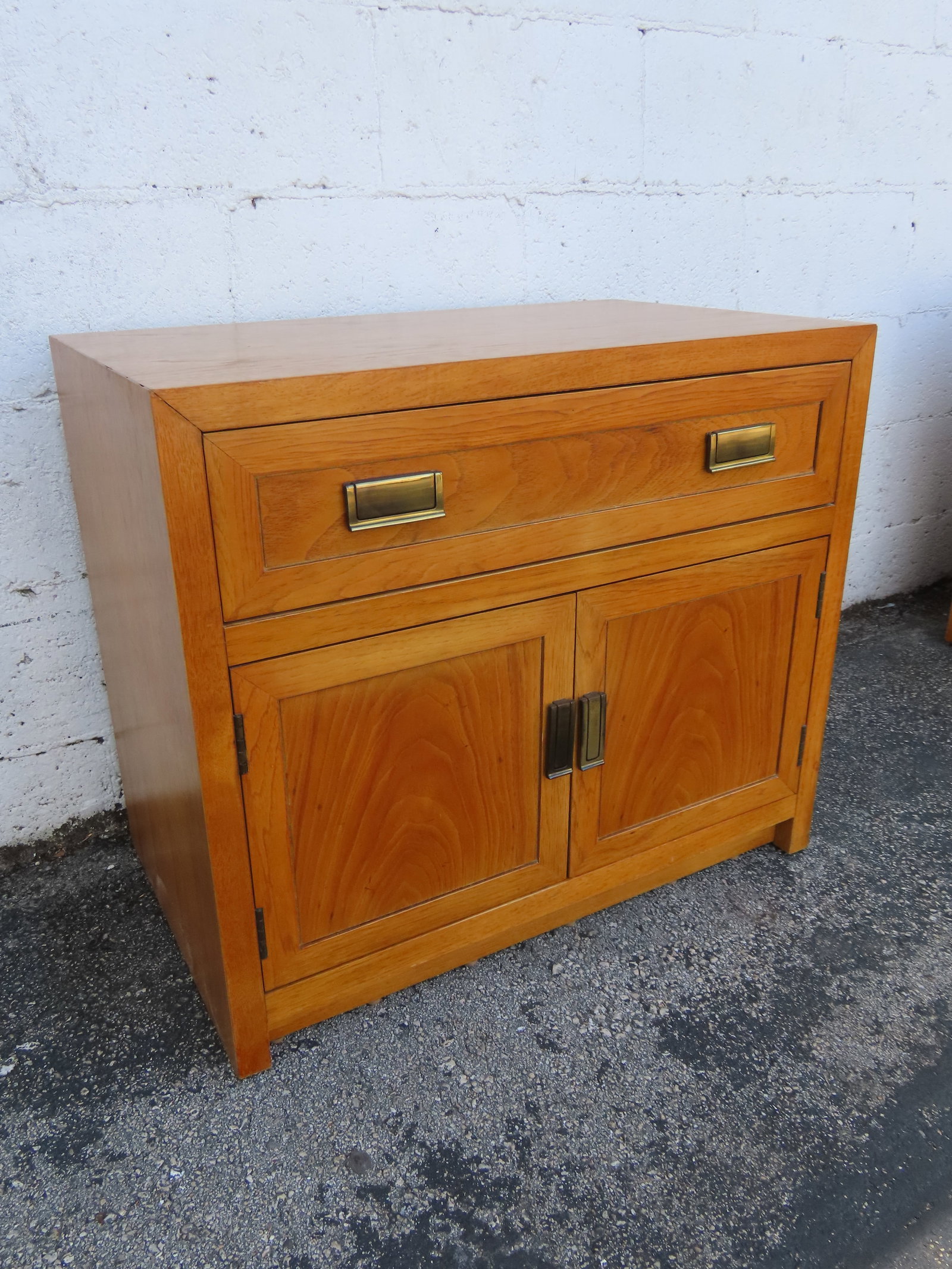 Thomasville Hollywood Regency Nightstands End Bedside Tables a Pair 6355 - 13