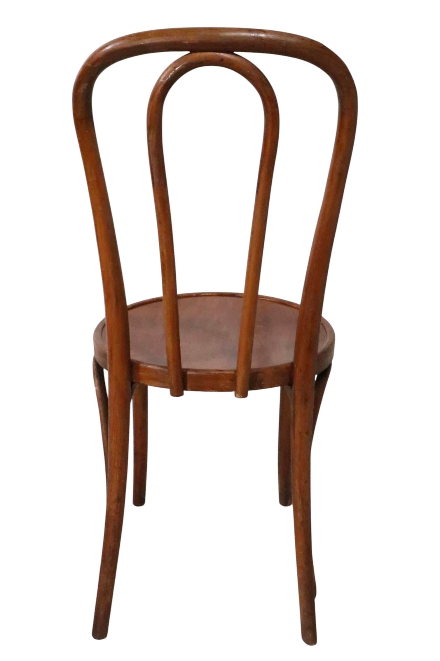 Early 20th Century Pr. Vienna Secessionist Bentwood Cafe Bistro Chairs by Thonet - 11