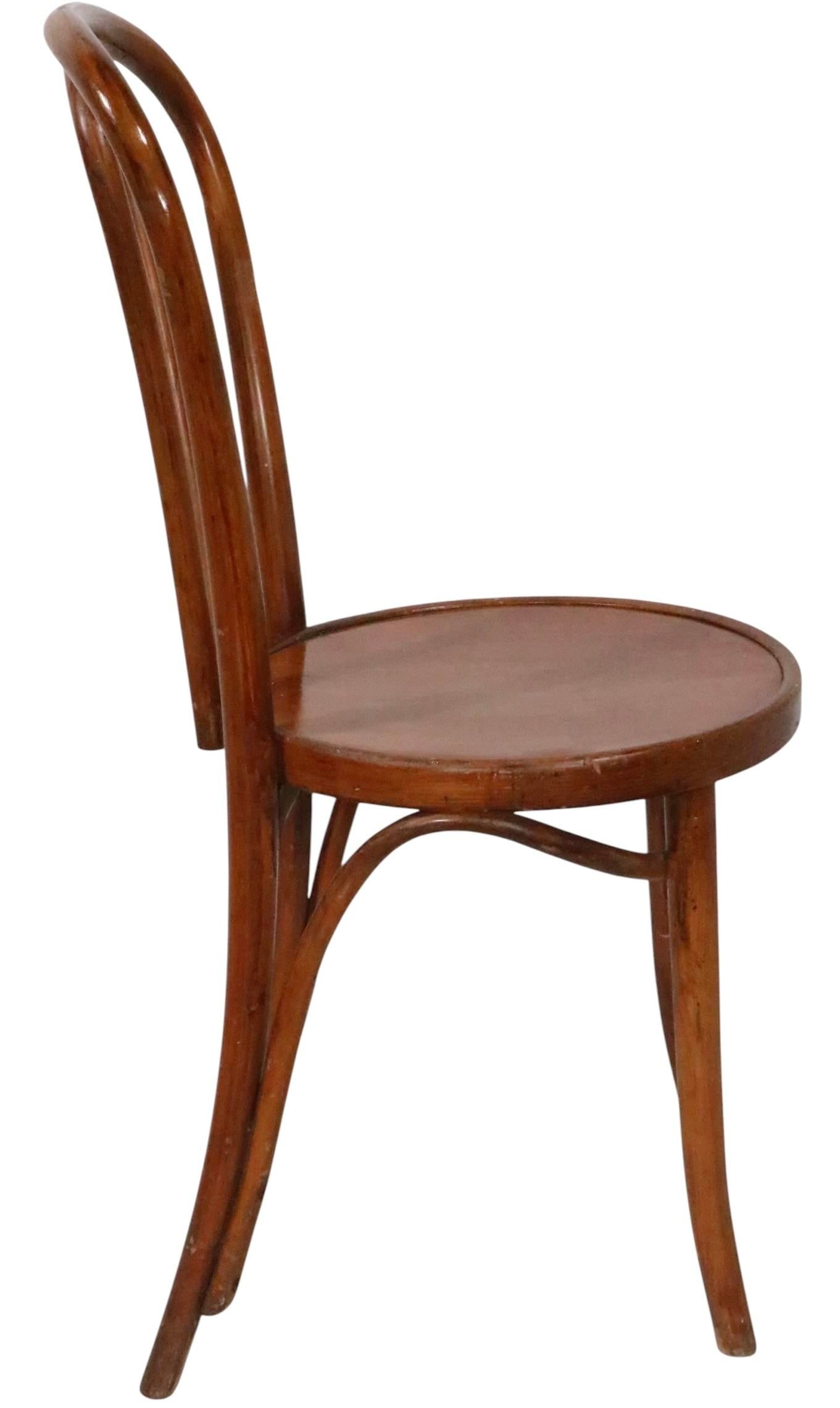 Early 20th Century Pr. Vienna Secessionist Bentwood Cafe Bistro Chairs by Thonet - 4