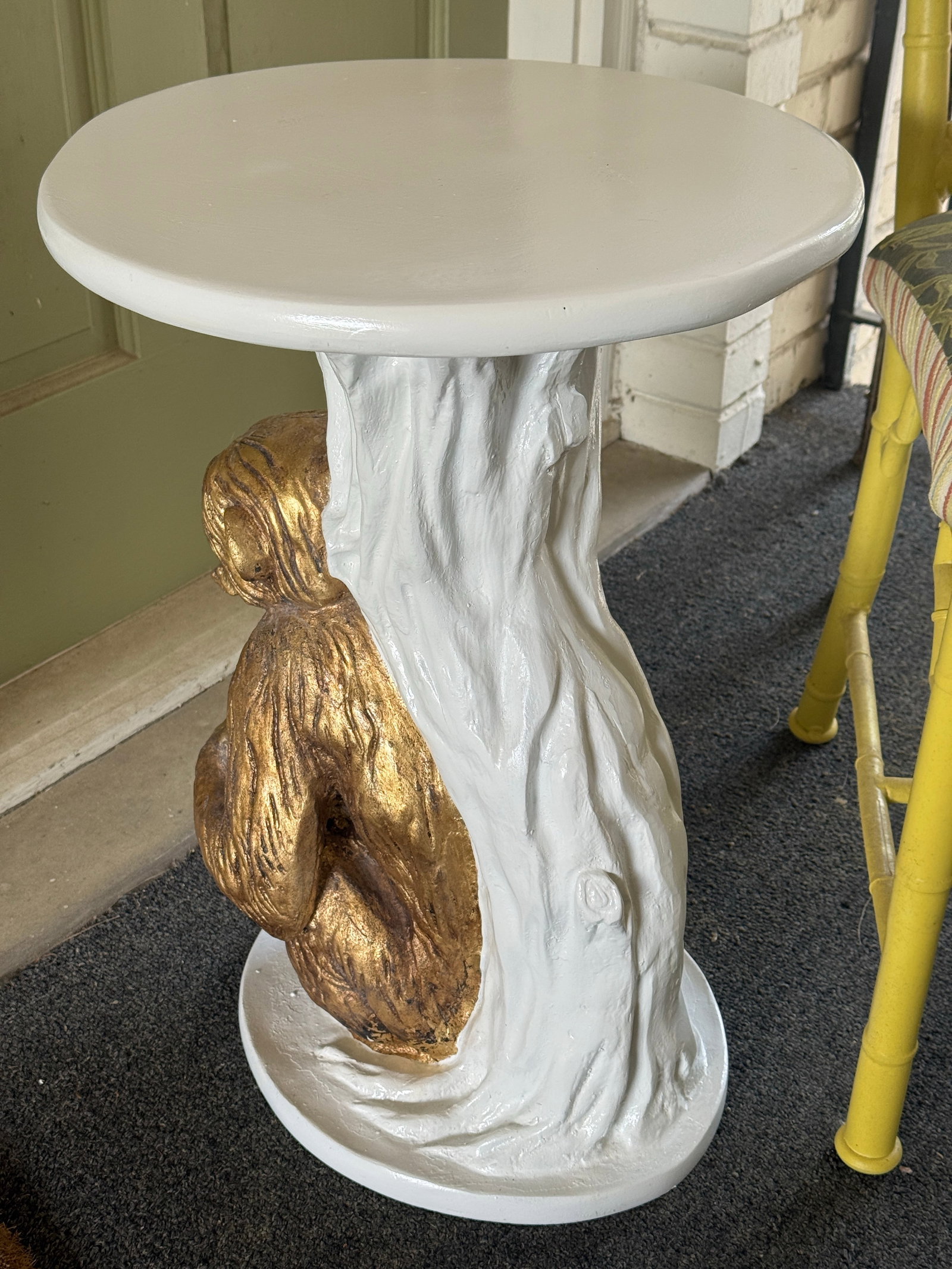 Late 20th Century Palm Beach Regency White Lacquered Parcel Gilt Monkey Side Table - Newly Painted - 12