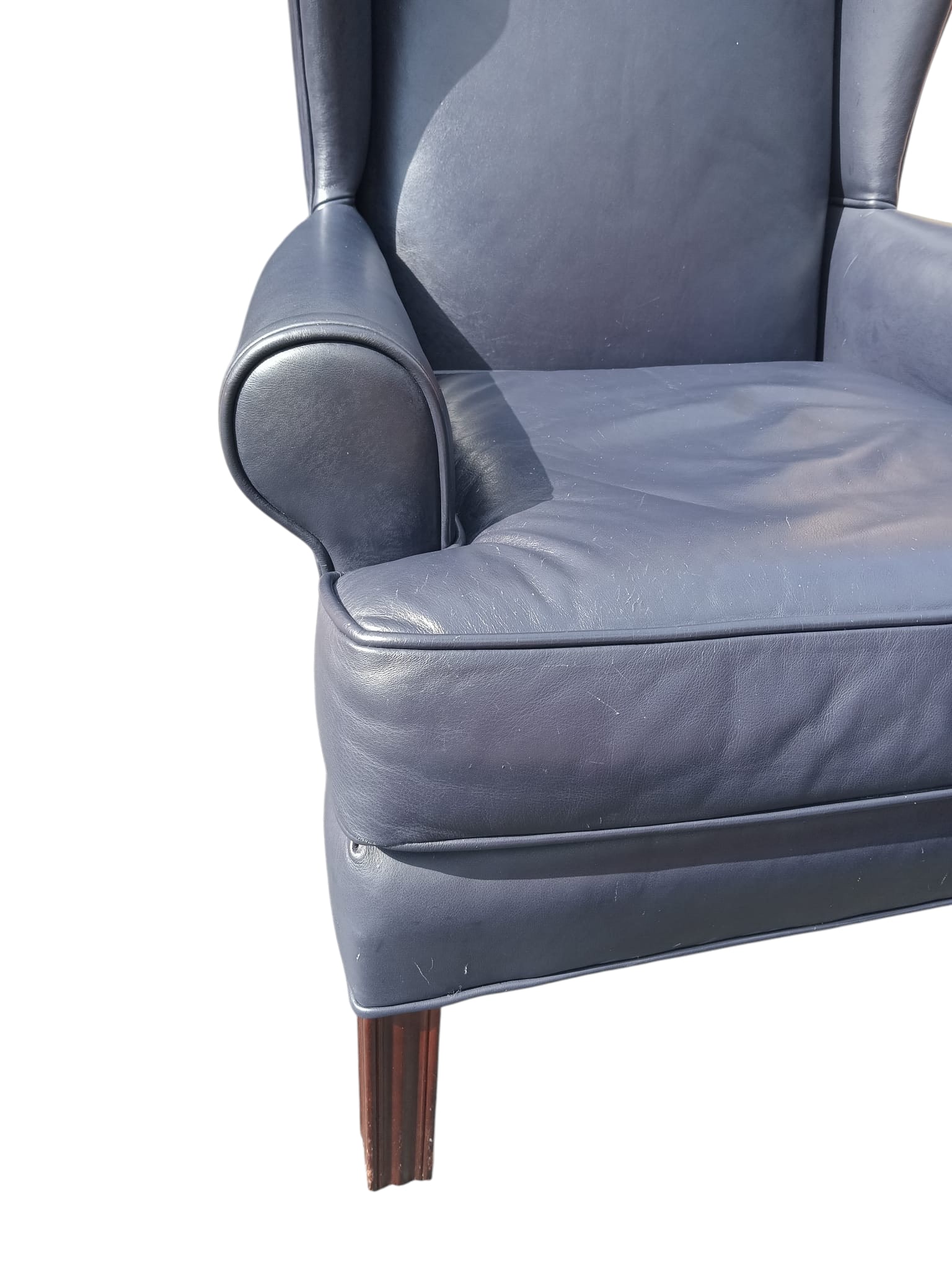 Elevate Your Living Space With This Exquisite Ethan Allen Genuine Leather Wingback Armchair - 2