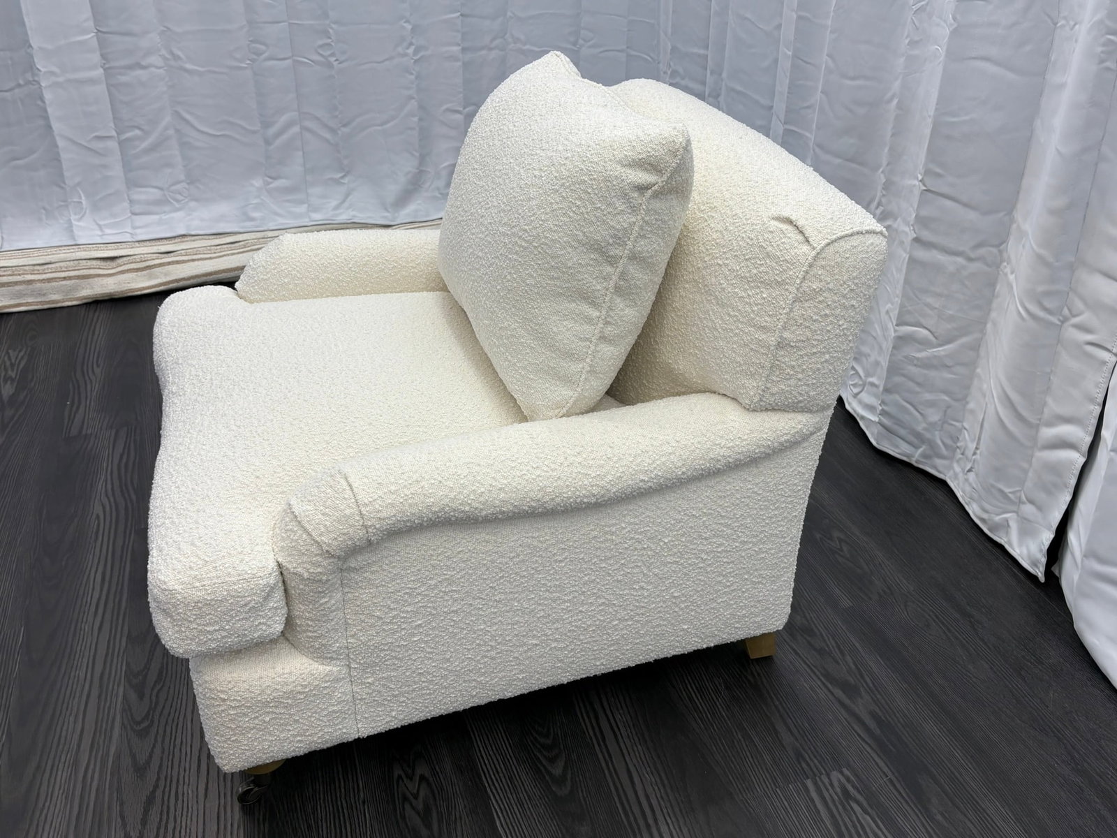 Rh English Classic Roll Arm Chair - 15