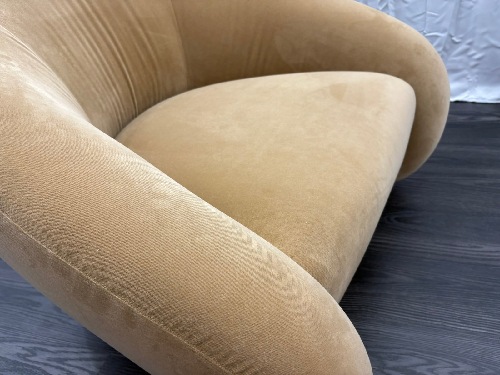 Rh Reyna Swivel Chair - 15