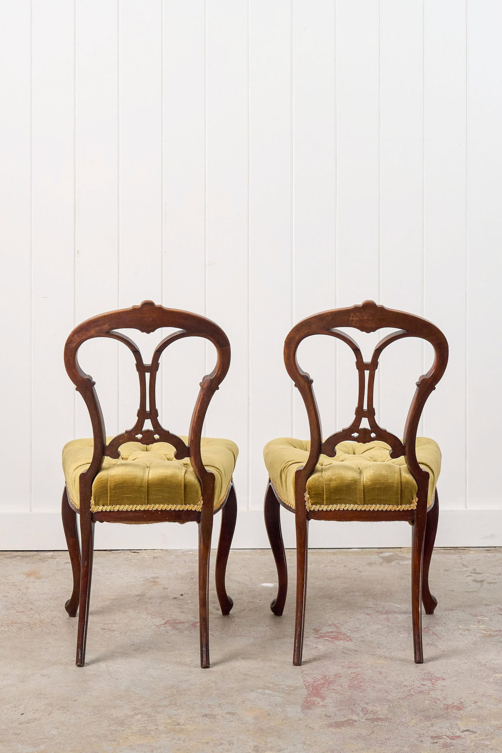 Pair of Antique Carved Chairs With Velvet Tufted Upholstered Seats - 5