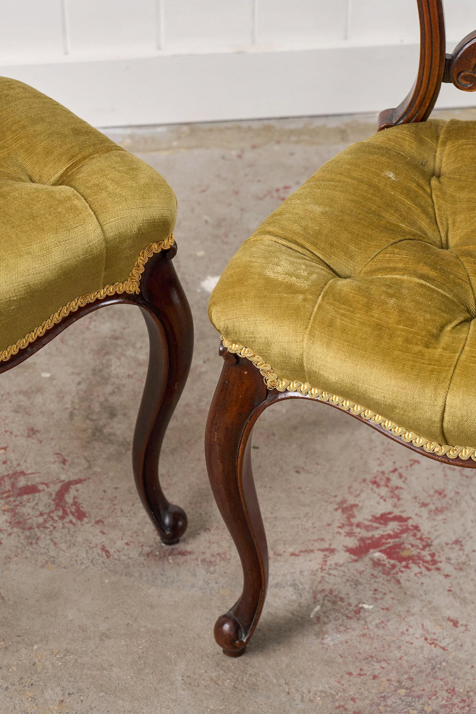 Pair of Antique Carved Chairs With Velvet Tufted Upholstered Seats - 6