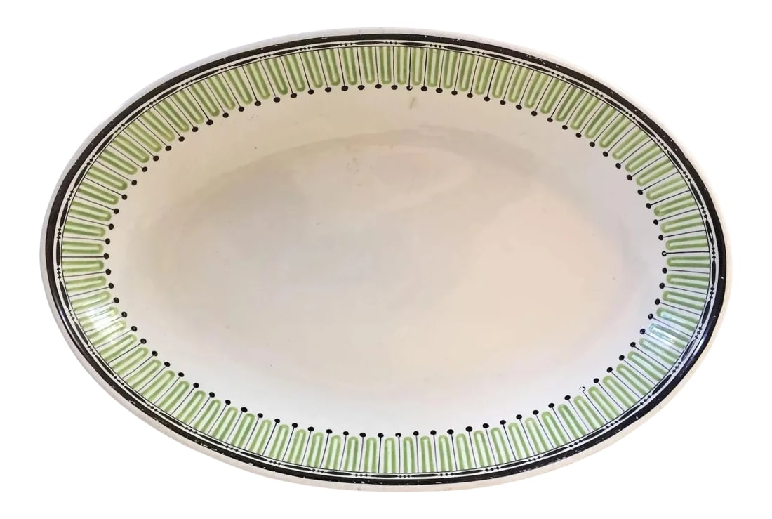 1790 English Wedgwood Creamware Oval Dish, Etruscan Pattern: Antique 18th c. English Wedgwood creamware oval serving dish in the Etruscan pattern. Measures 11 7/8" x 8" x 1 3/4" deep. Good condition. For similar plates see Christie's Dumfries House sale Volume