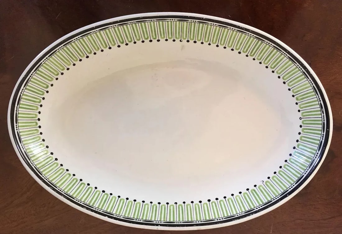 1790 English Wedgwood Creamware Oval Dish, Etruscan Pattern - 3