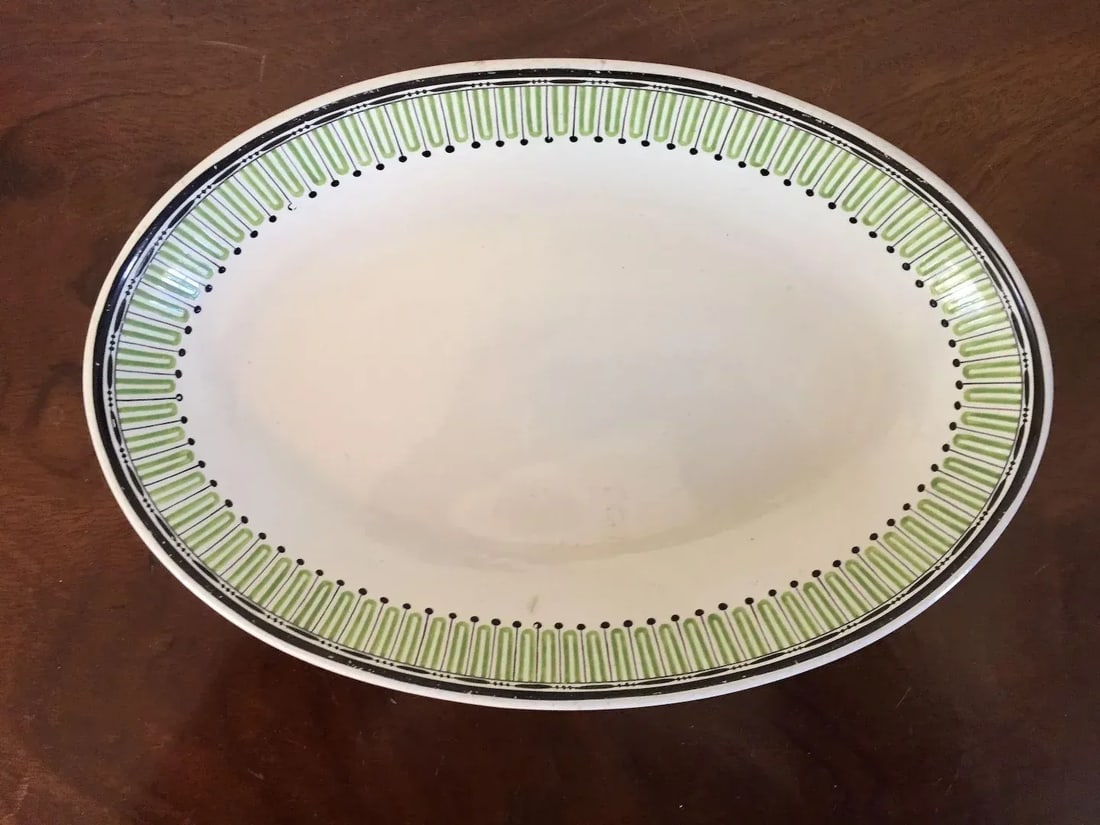 1790 English Wedgwood Creamware Oval Dish, Etruscan Pattern - 4