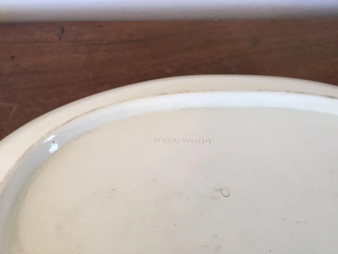 1790 English Wedgwood Creamware Oval Dish, Etruscan Pattern - 9