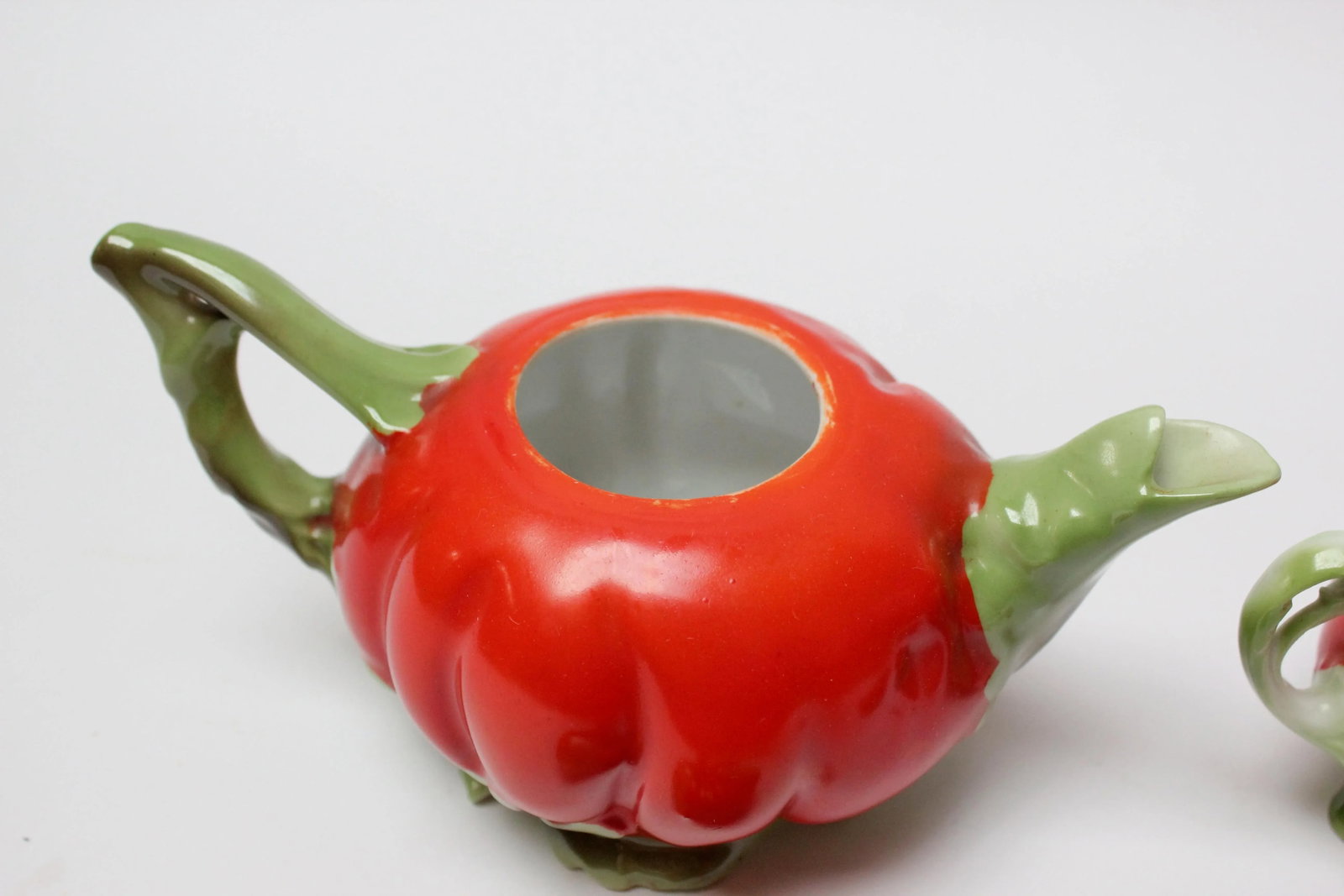 Six-Piece Royal Bayreuth Bavarian Porcelain Figural "Tomato" Tea Set - 6