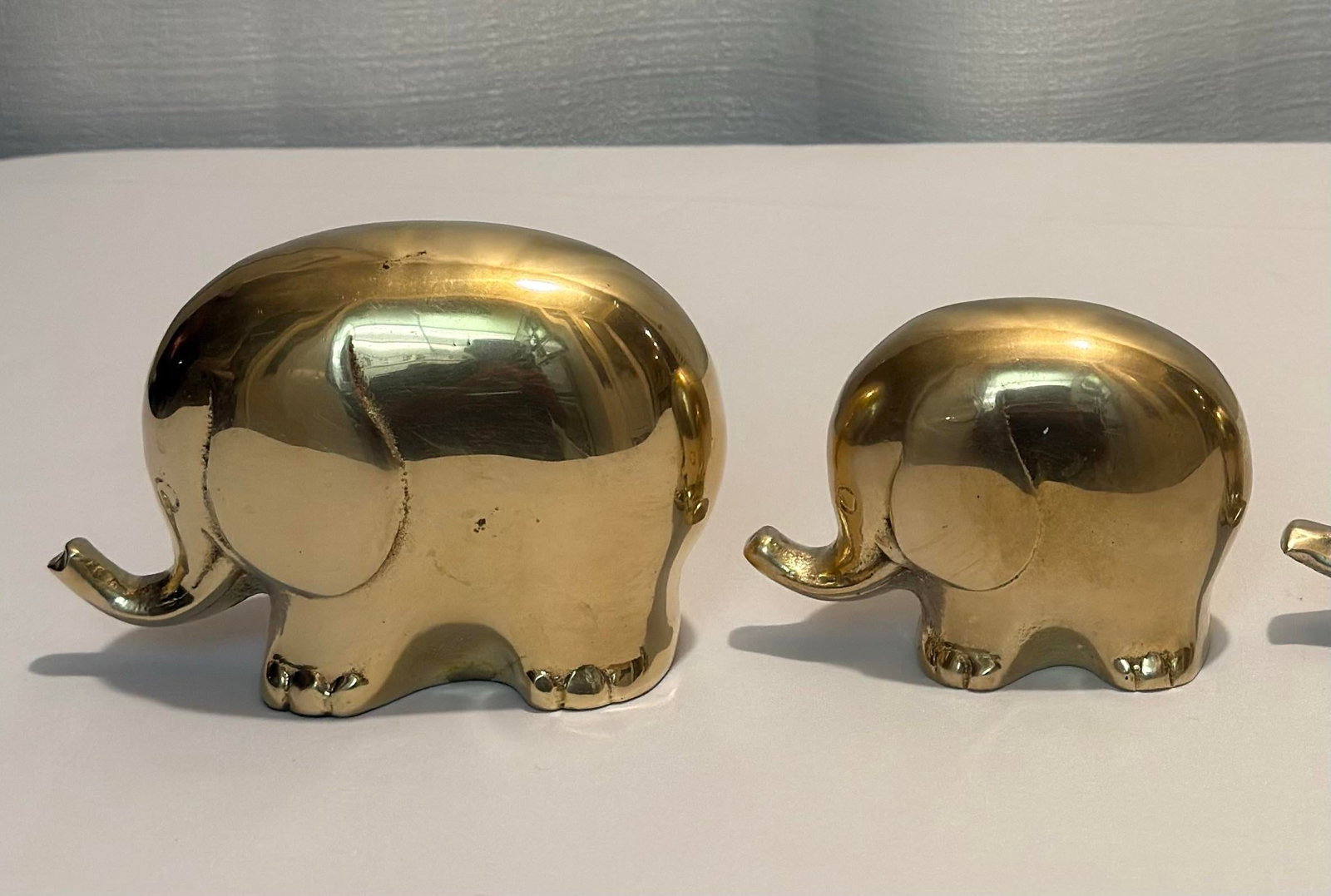 1970s Hollywood Regency "Pudgy" Brass Elepant Family Paperweights - Set of 4 - 5