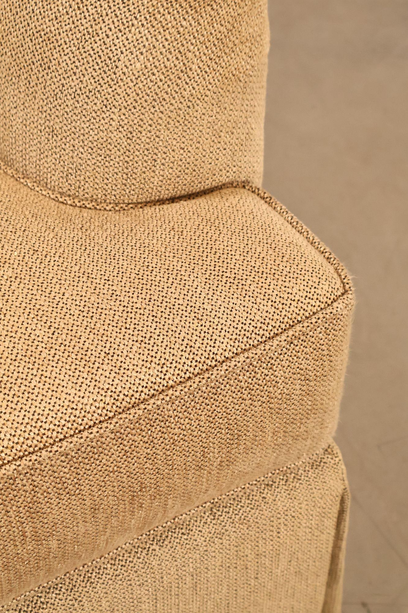 Henredon Upholstery Collection Three Cushion Sofa - 10