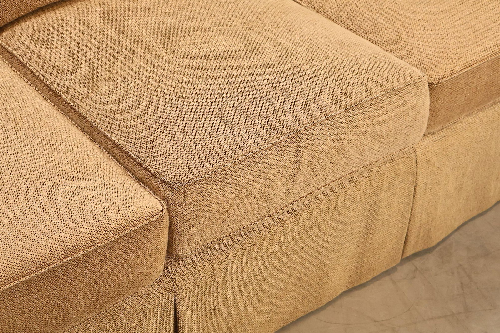 Henredon Upholstery Collection Three Cushion Sofa - 8
