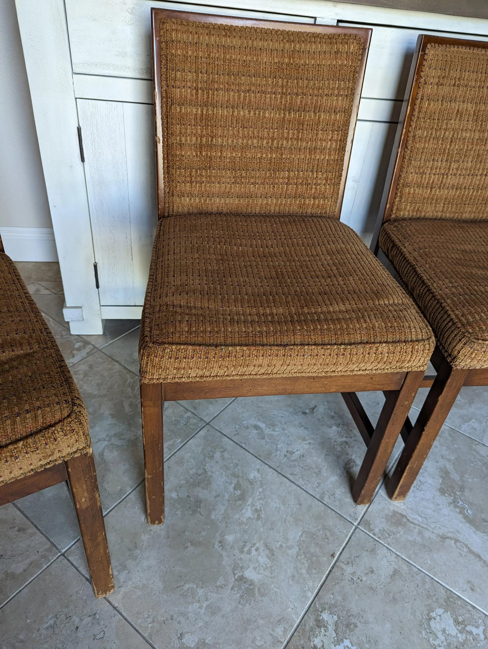 4 Mid-Century Lane Side Chairs With Multi Color Chenille - 4