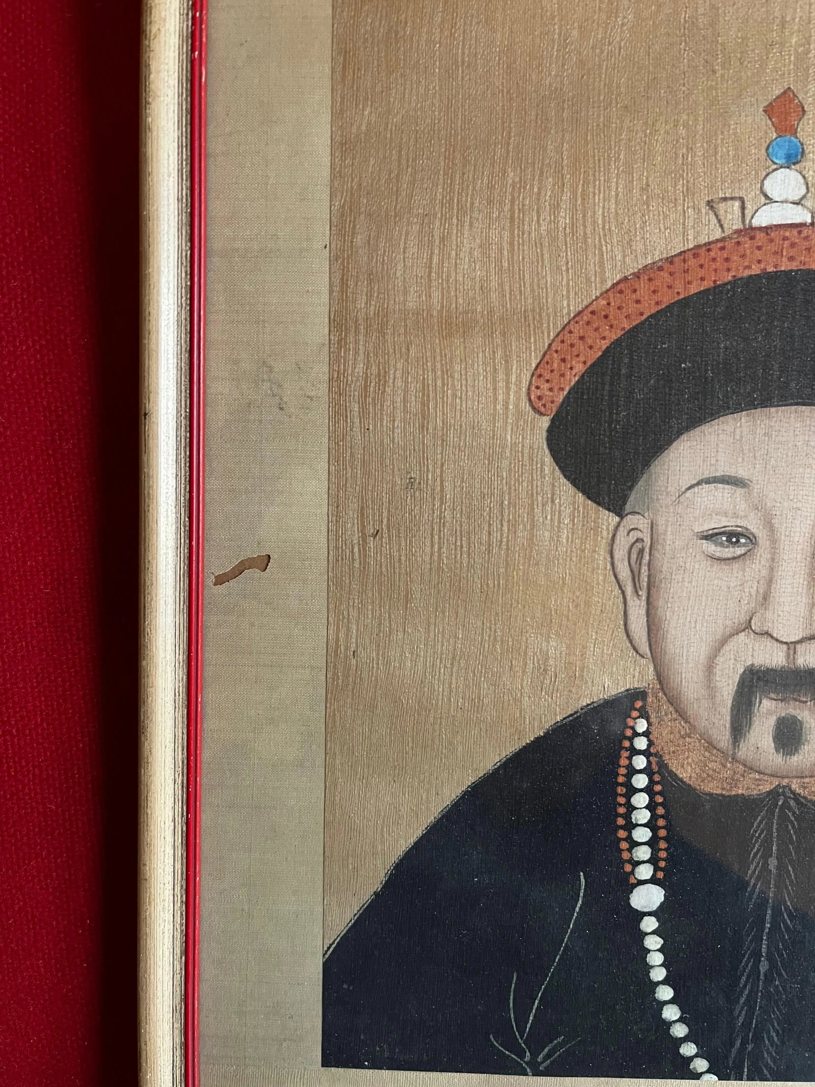 Antique 19th Century Chinese Painting on Silk Portrait of a Gentleman - 2