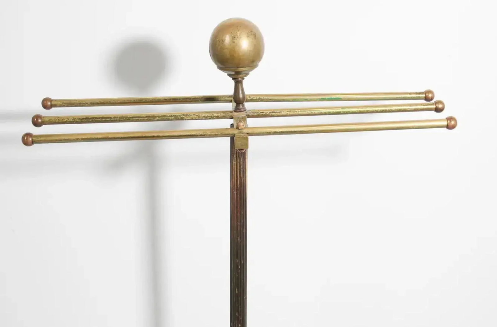 Antique Hollywood Regency Brass Towel Rack Valet Stand 1950's - 6