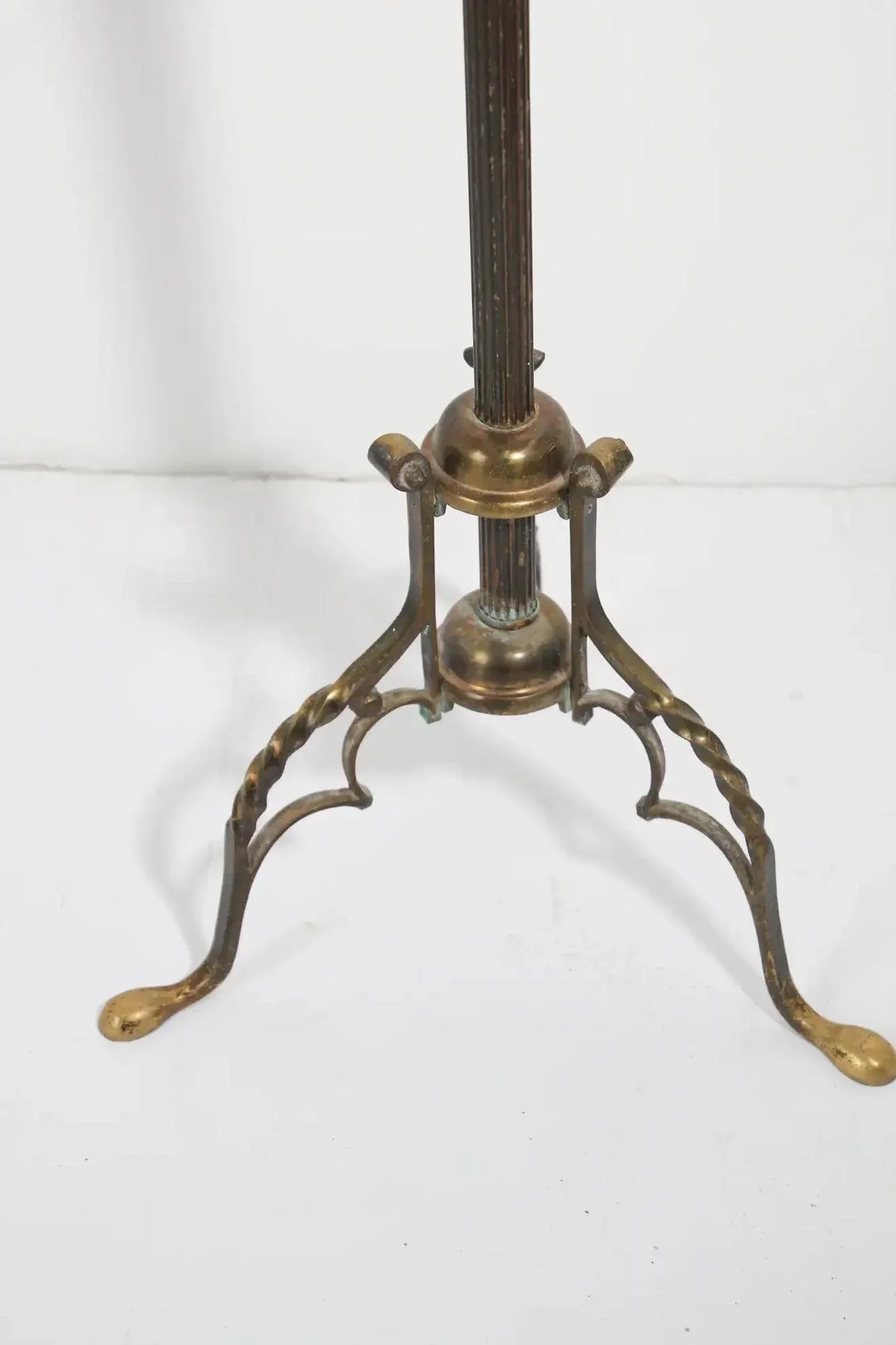 Antique Hollywood Regency Brass Towel Rack Valet Stand 1950's - 7