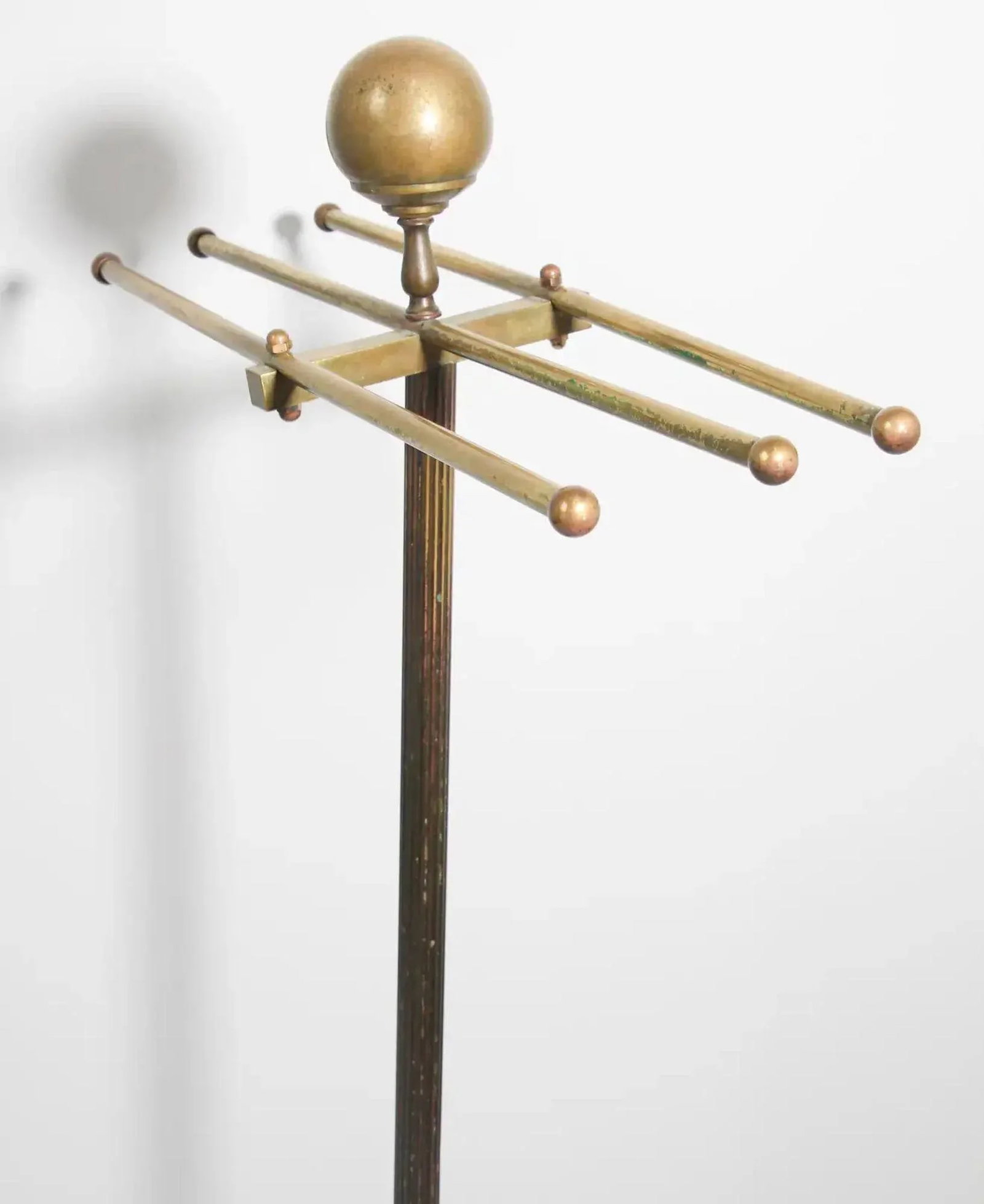 Antique Hollywood Regency Brass Towel Rack Valet Stand 1950's - 8