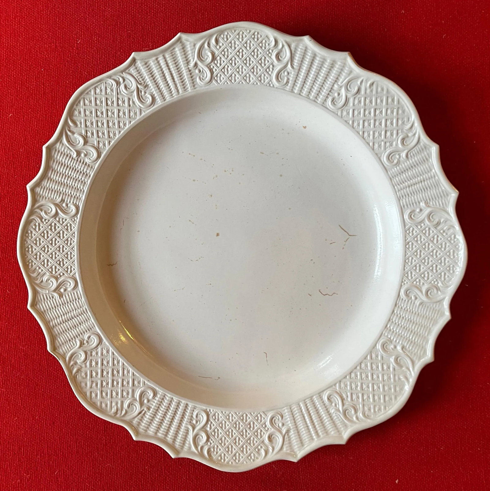 Antique 18th Century English George III Salt Glaze Round Charger Platter or Meat Plate - 9