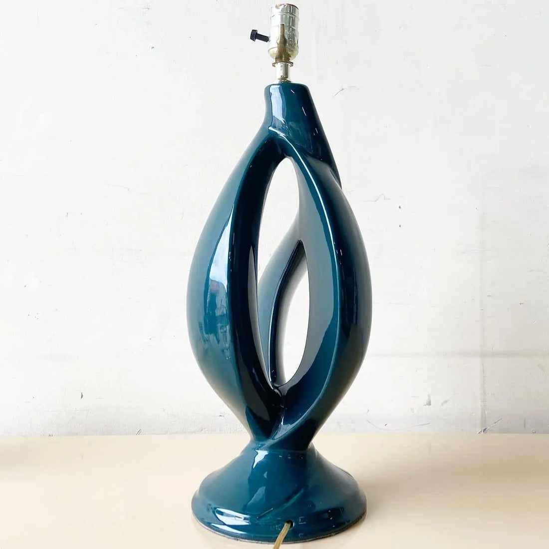 Postmodern Dark Green Sculpted Ceramic Table Lamp - 7