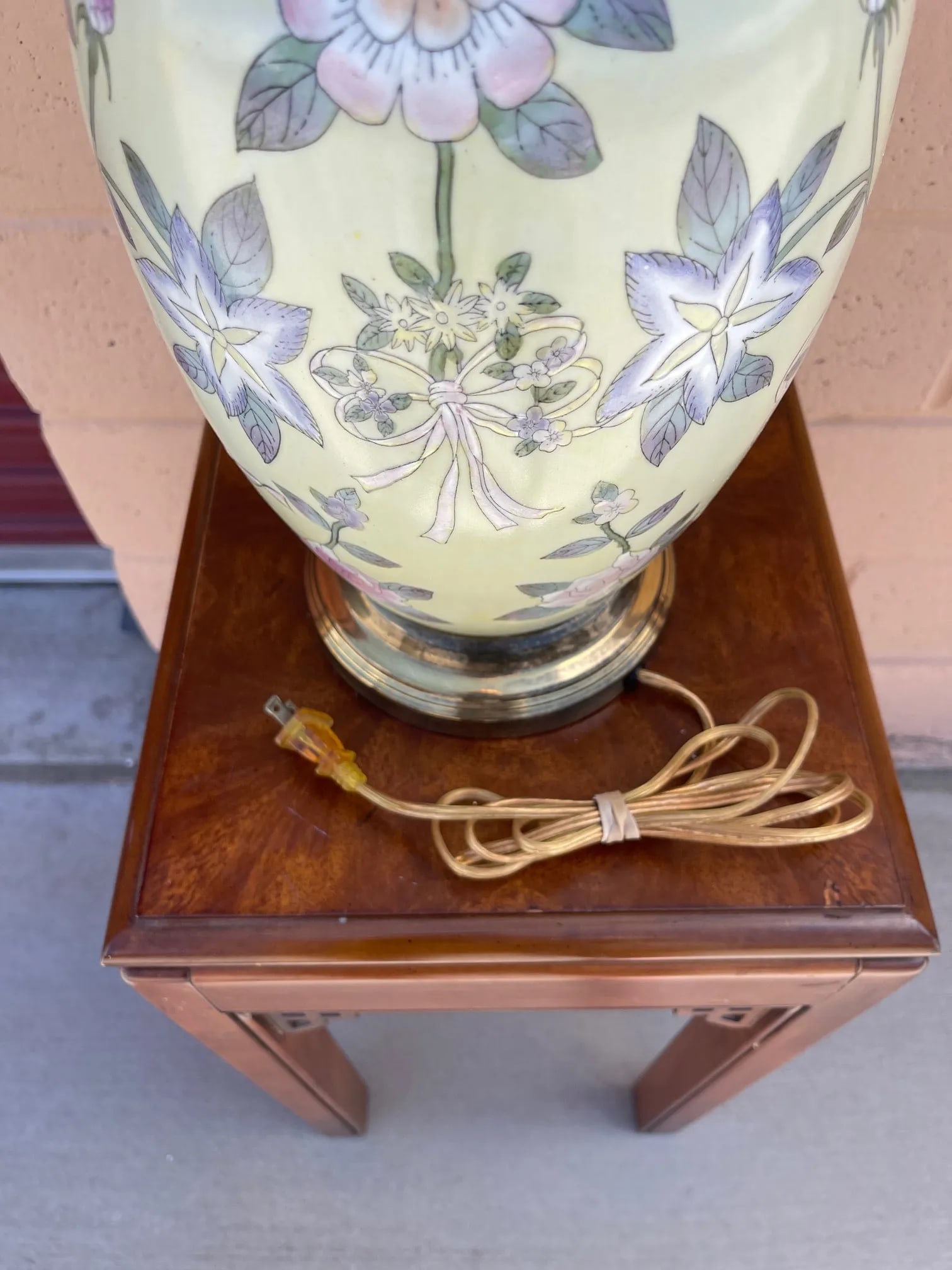 Vintage Floral Pastel Ginger Jar Table Lamp - 7