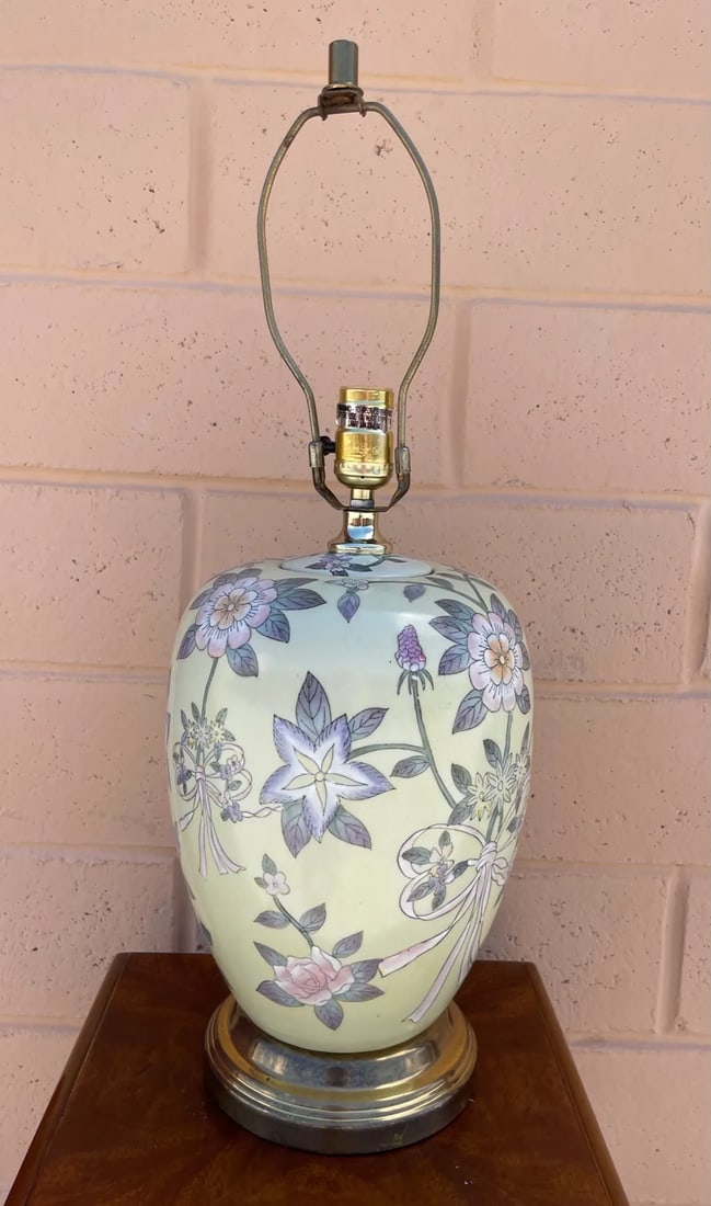 Vintage Floral Pastel Ginger Jar Table Lamp - 8
