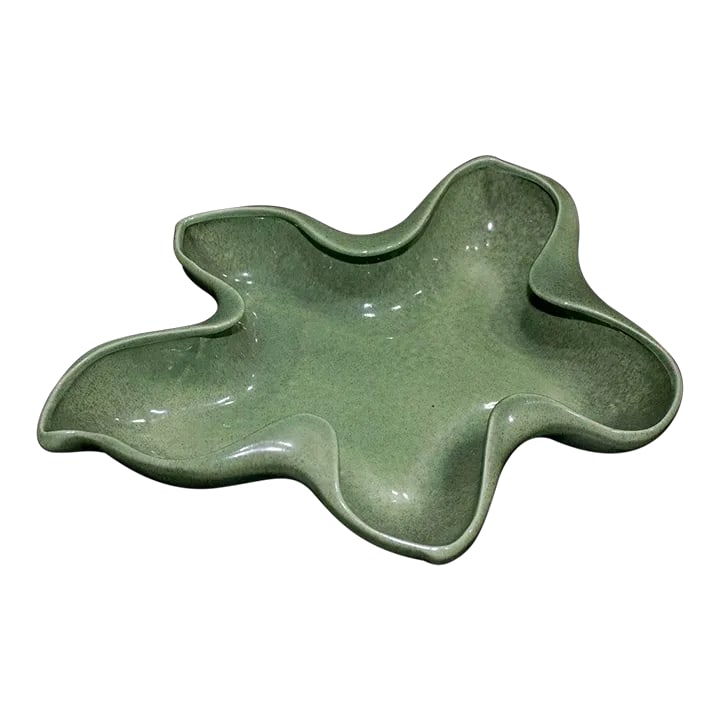 Mid-Century Red Wing Pottery Dish - Color & Shape: Rare color and shape, this very cool mid-century modern Red Wing Pottery dish makes a great addition to any room. Whether you have a collection or are starting one, this unique piece is a must have!