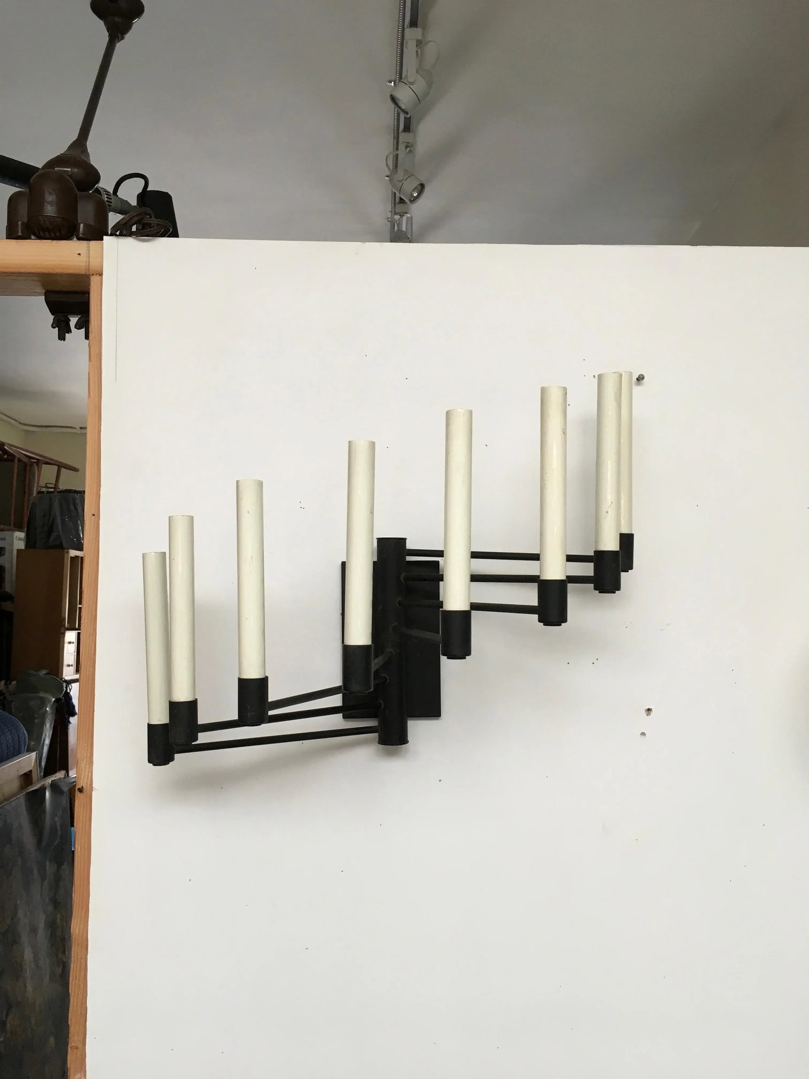 Rare Lightolier Eight-Arm Mid-Century Modern Wall Sconce, Model Ca-5417, Attributed to Gerald Thurst - 3