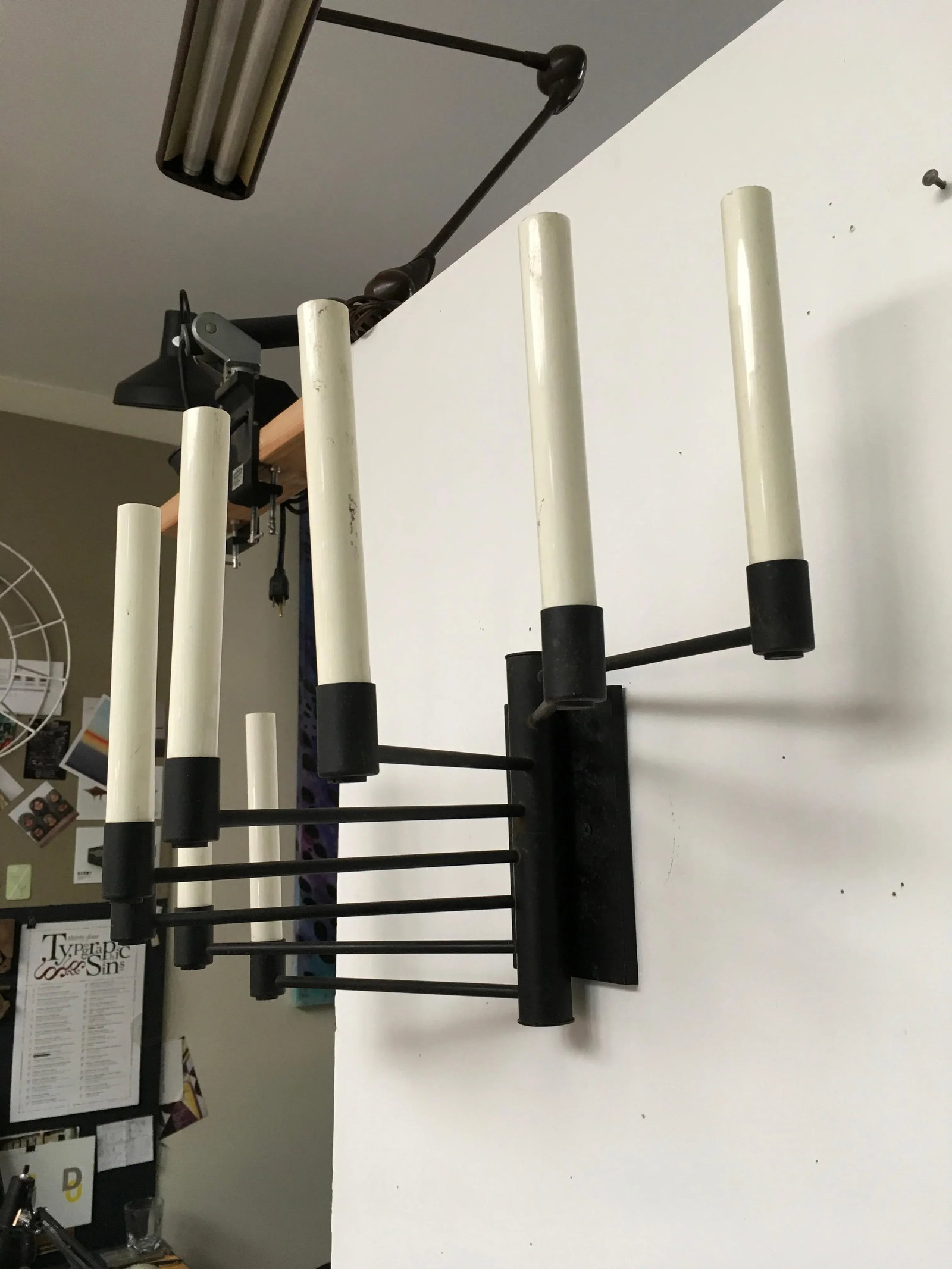 Rare Lightolier Eight-Arm Mid-Century Modern Wall Sconce, Model Ca-5417, Attributed to Gerald Thurst - 5