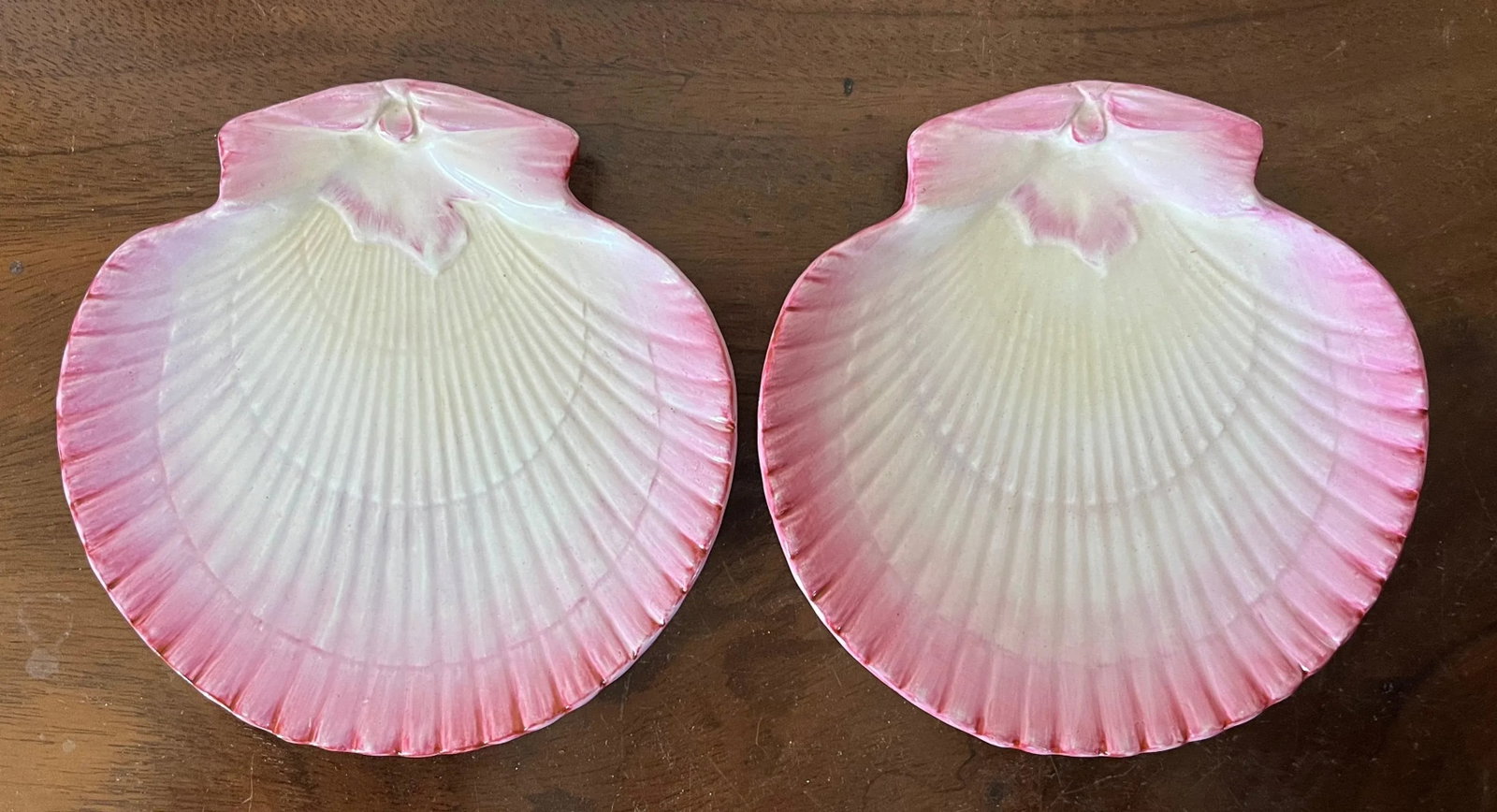 Antique 19th Century Small Wedgwood Pink Pearlware Scallop Sea Shell Dishes or Plates - a Pair - 10