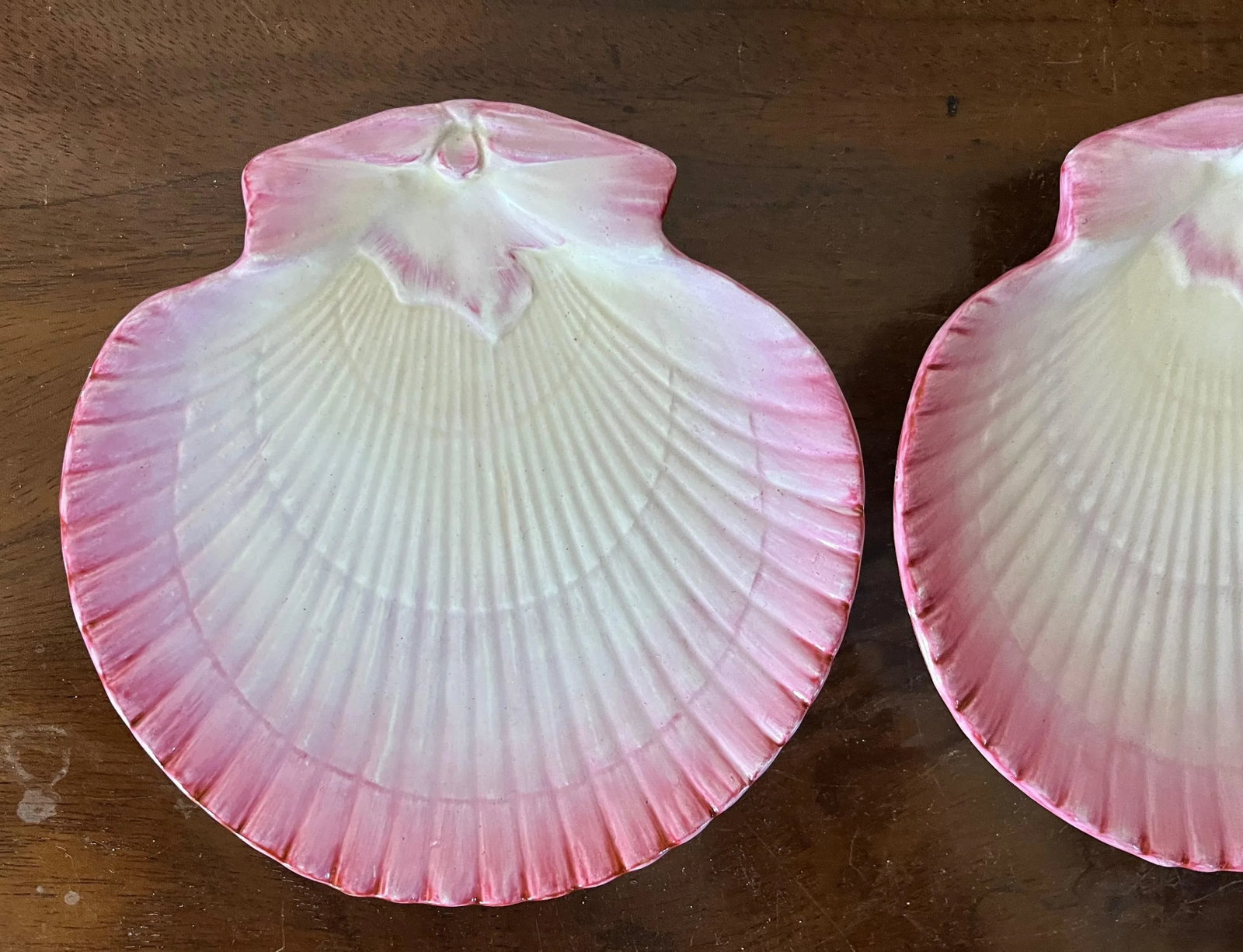 Antique 19th Century Small Wedgwood Pink Pearlware Scallop Sea Shell Dishes or Plates - a Pair - 2