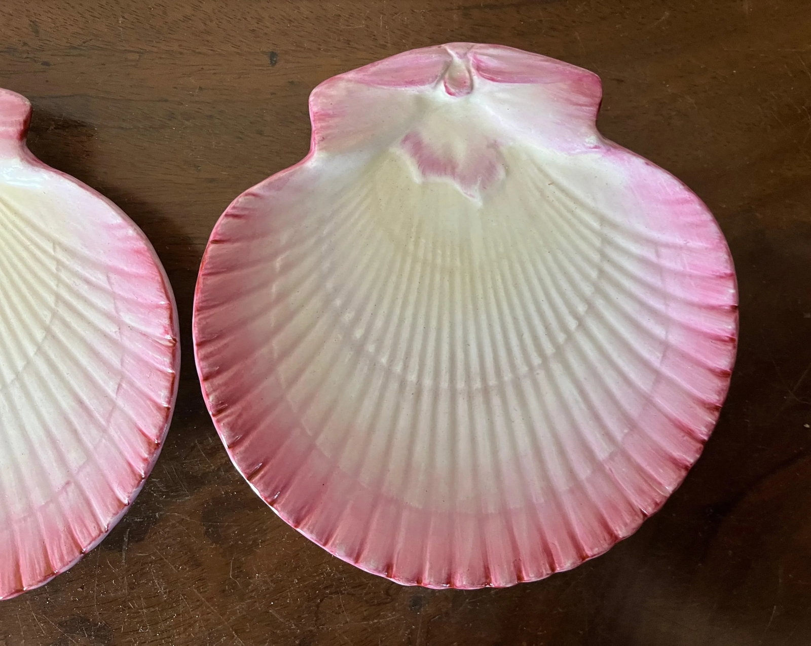 Antique 19th Century Small Wedgwood Pink Pearlware Scallop Sea Shell Dishes or Plates - a Pair - 3