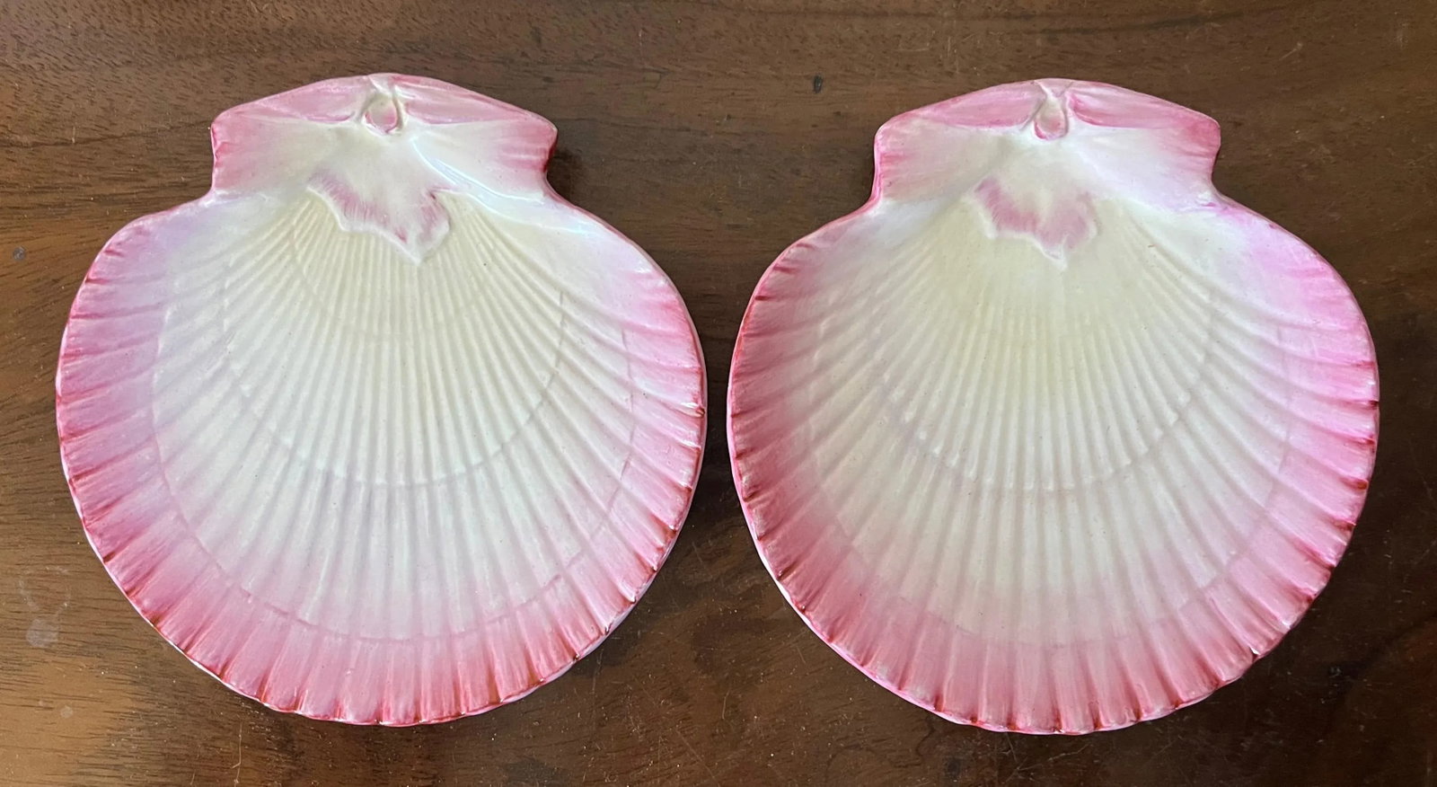 Antique 19th Century Small Wedgwood Pink Pearlware Scallop Sea Shell Dishes or Plates - a Pair - 4