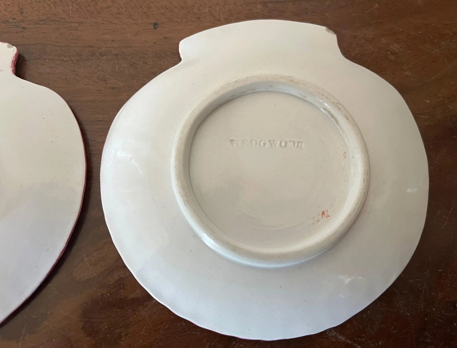 Antique 19th Century Small Wedgwood Pink Pearlware Scallop Sea Shell Dishes or Plates - a Pair - 8
